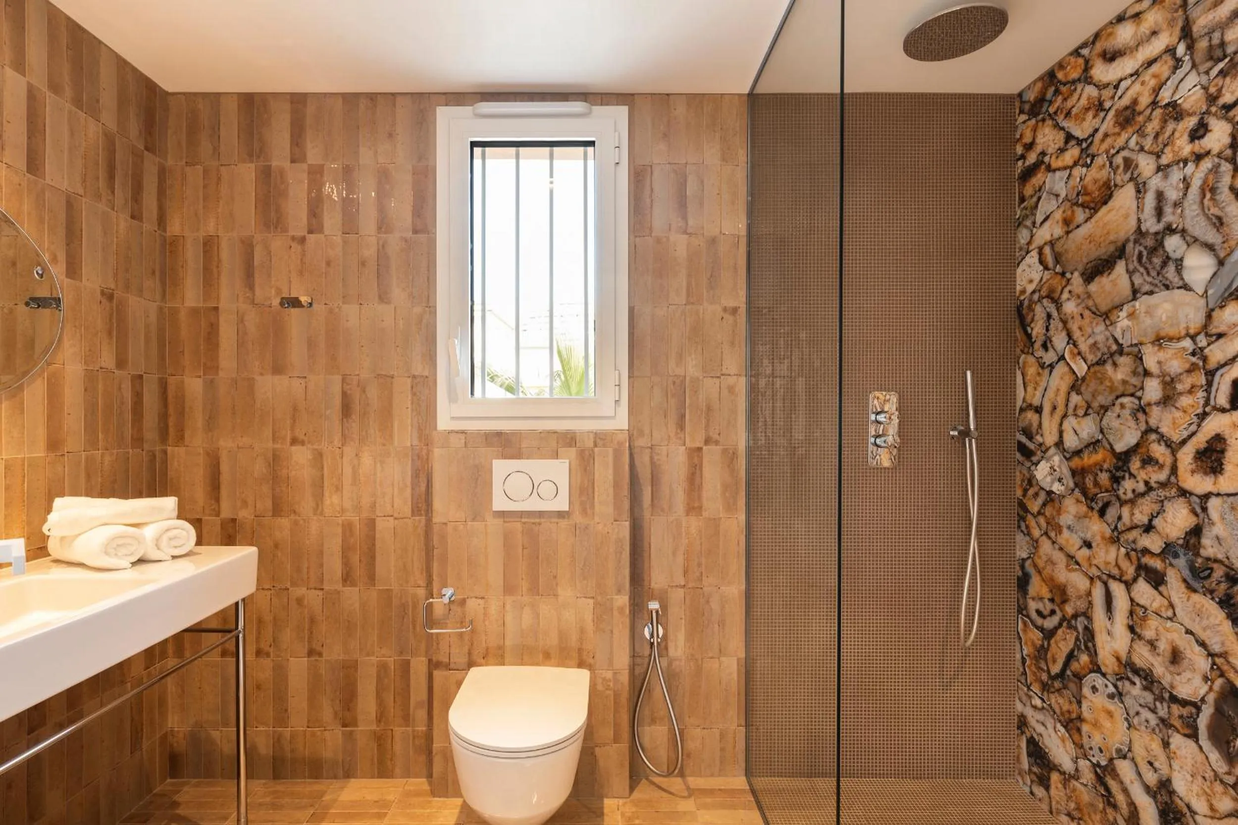 Bathroom in Maison Carla Rosa Cannes