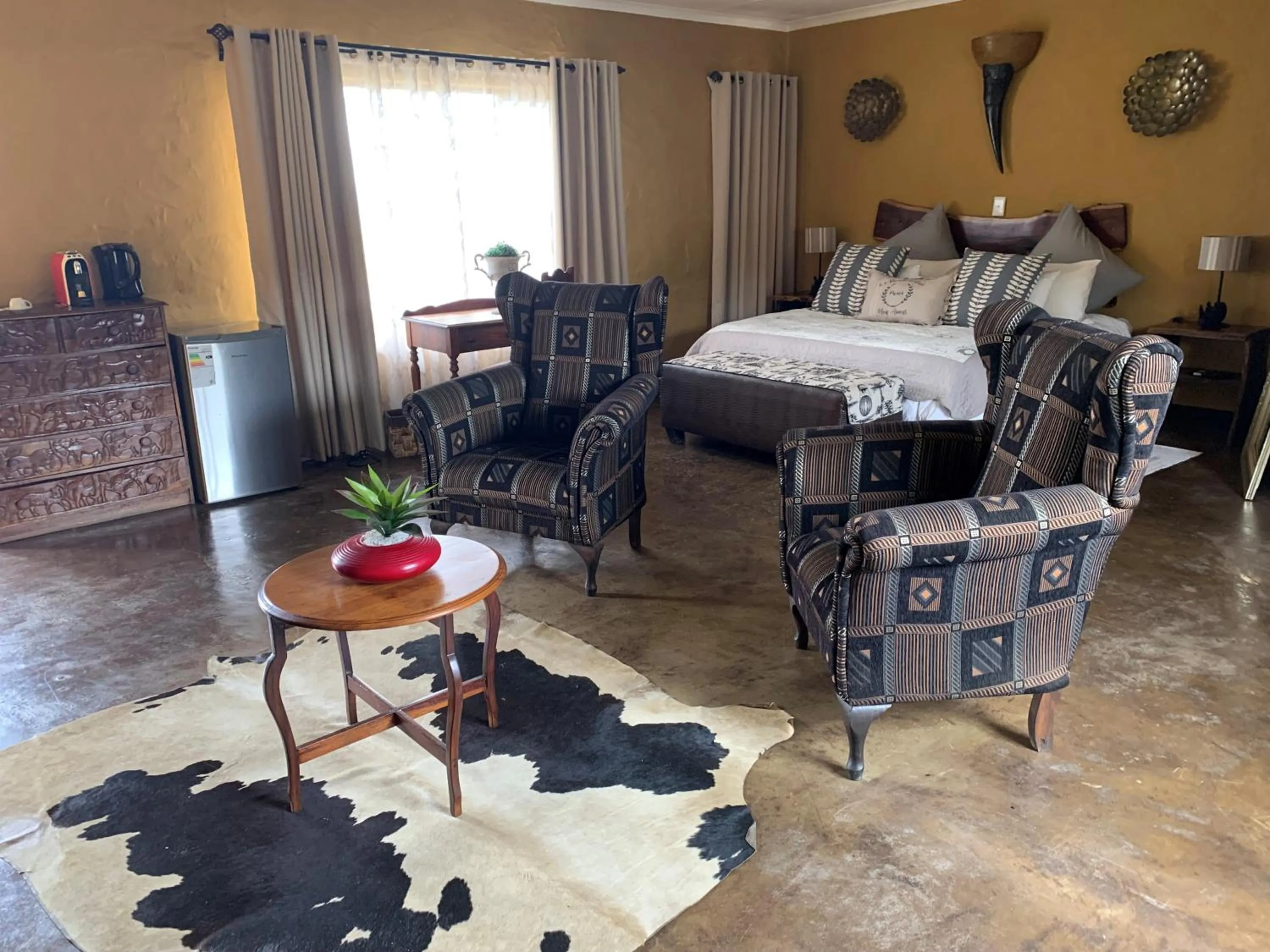 Bedroom, Bed in Ndlovu Lodge