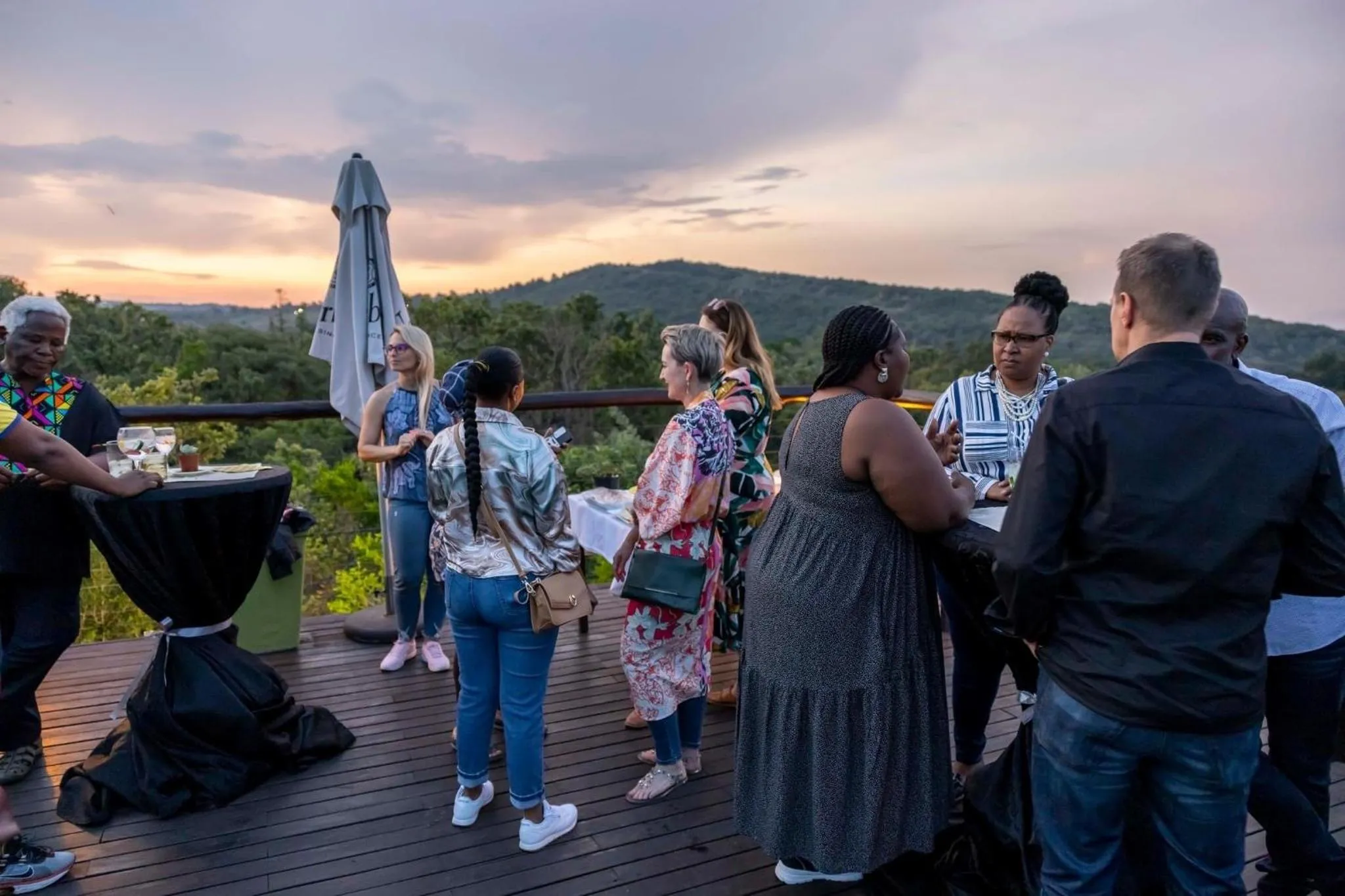 Sunrise in Ndlovu Lodge