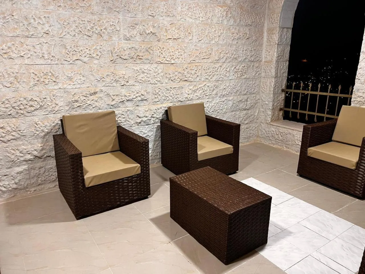 Seating area in Twilight Hotel Petra