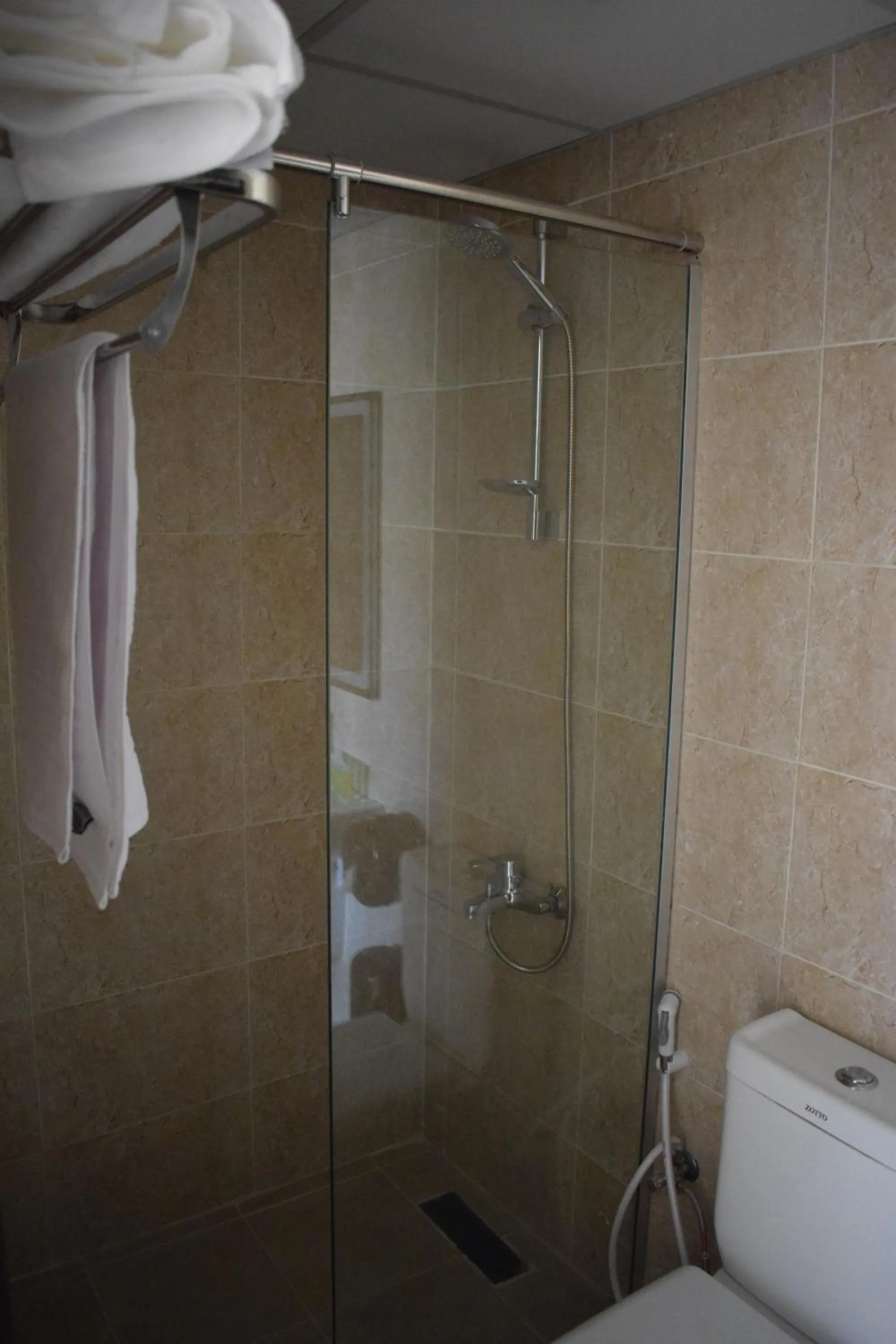 Shower in Twilight Hotel Petra