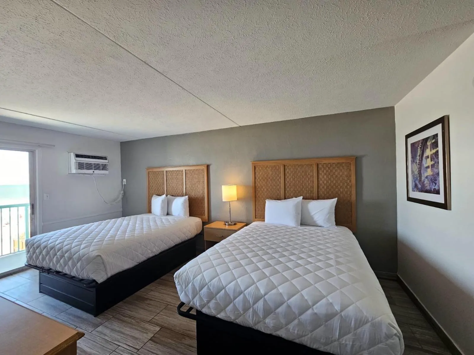 Bed in Southern Breeze Ocean Front Hotel