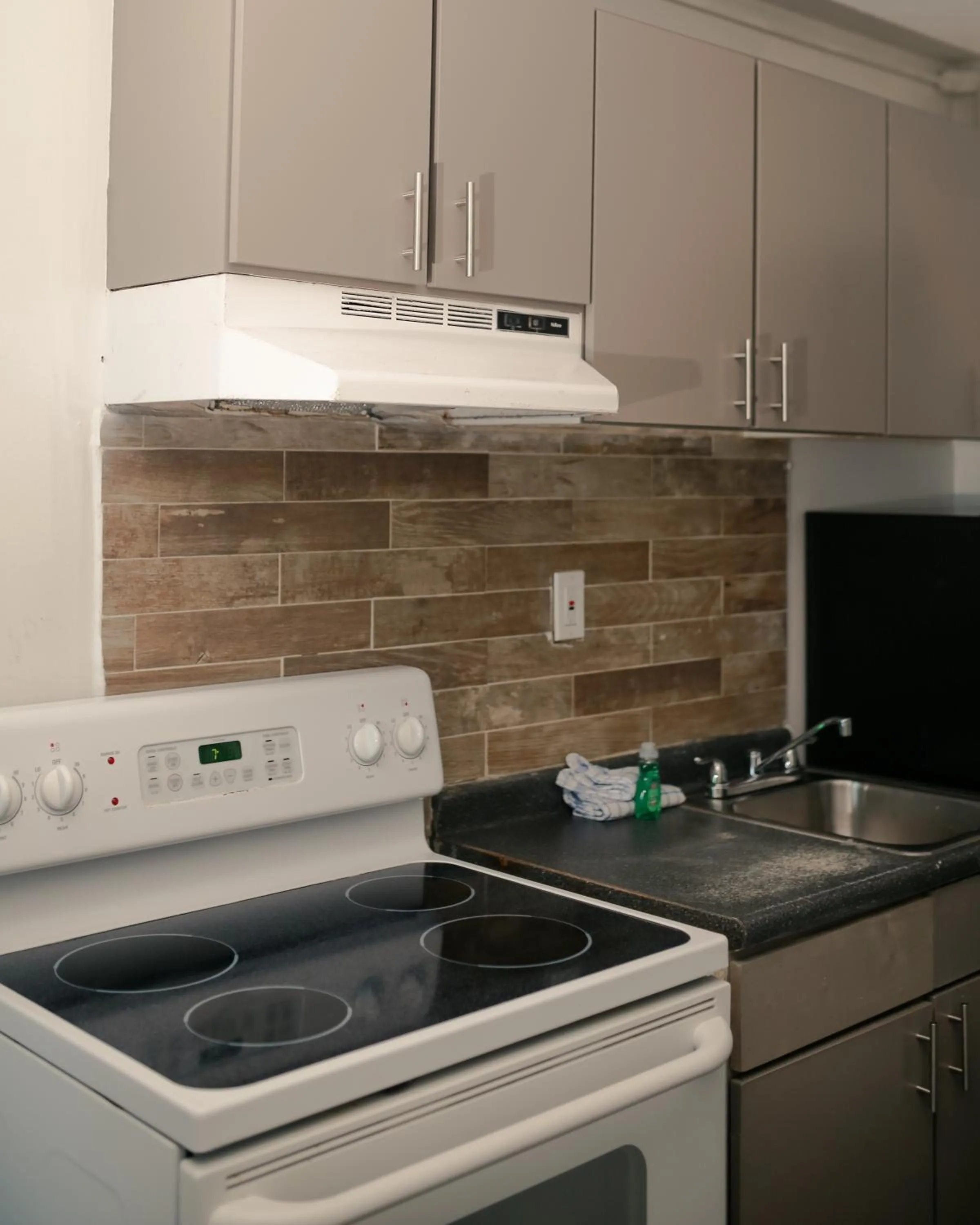 Southern Breeze Ocean Front Hotel