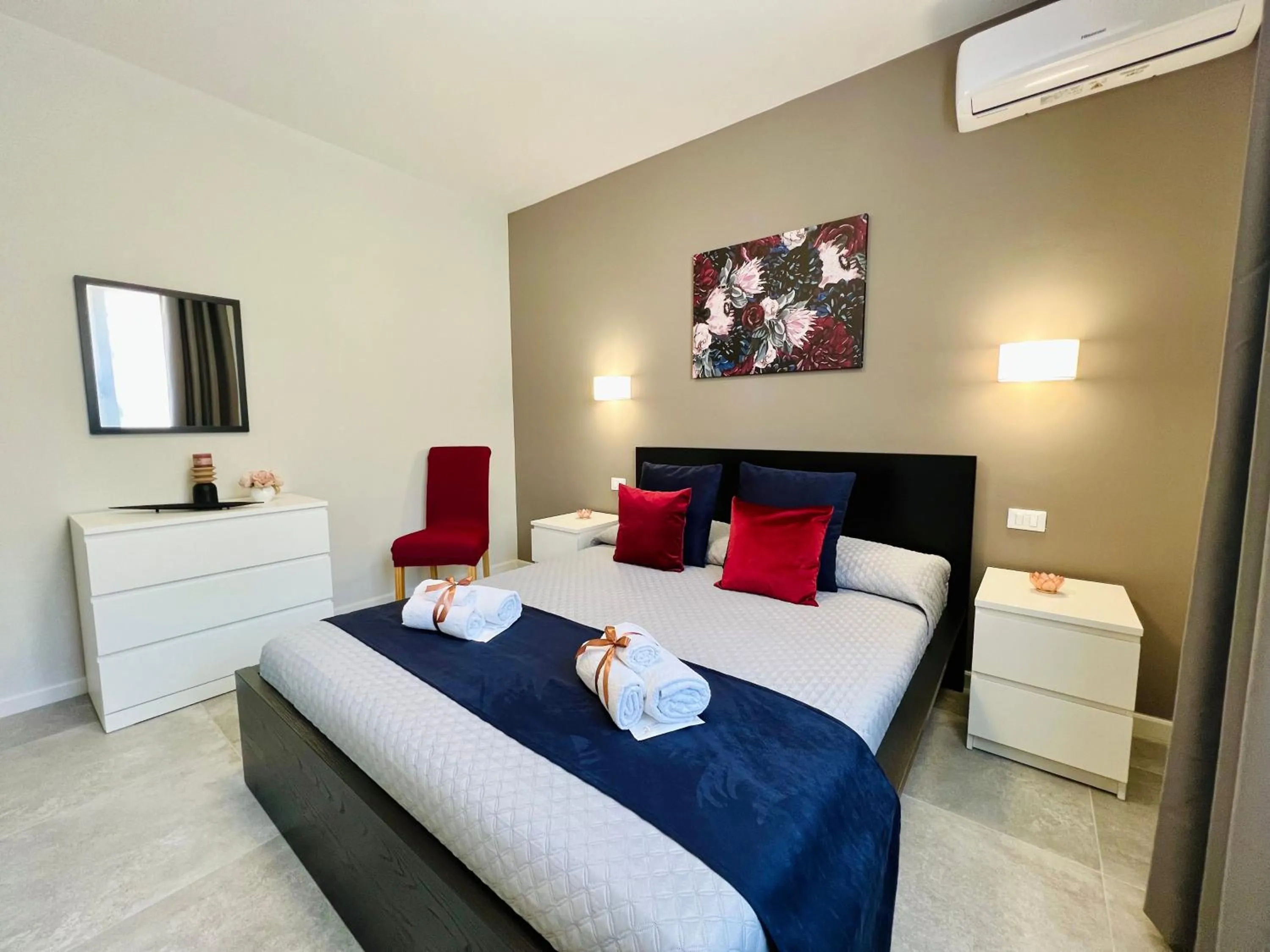 Bedroom, Bed in Piante del Principe Apartments