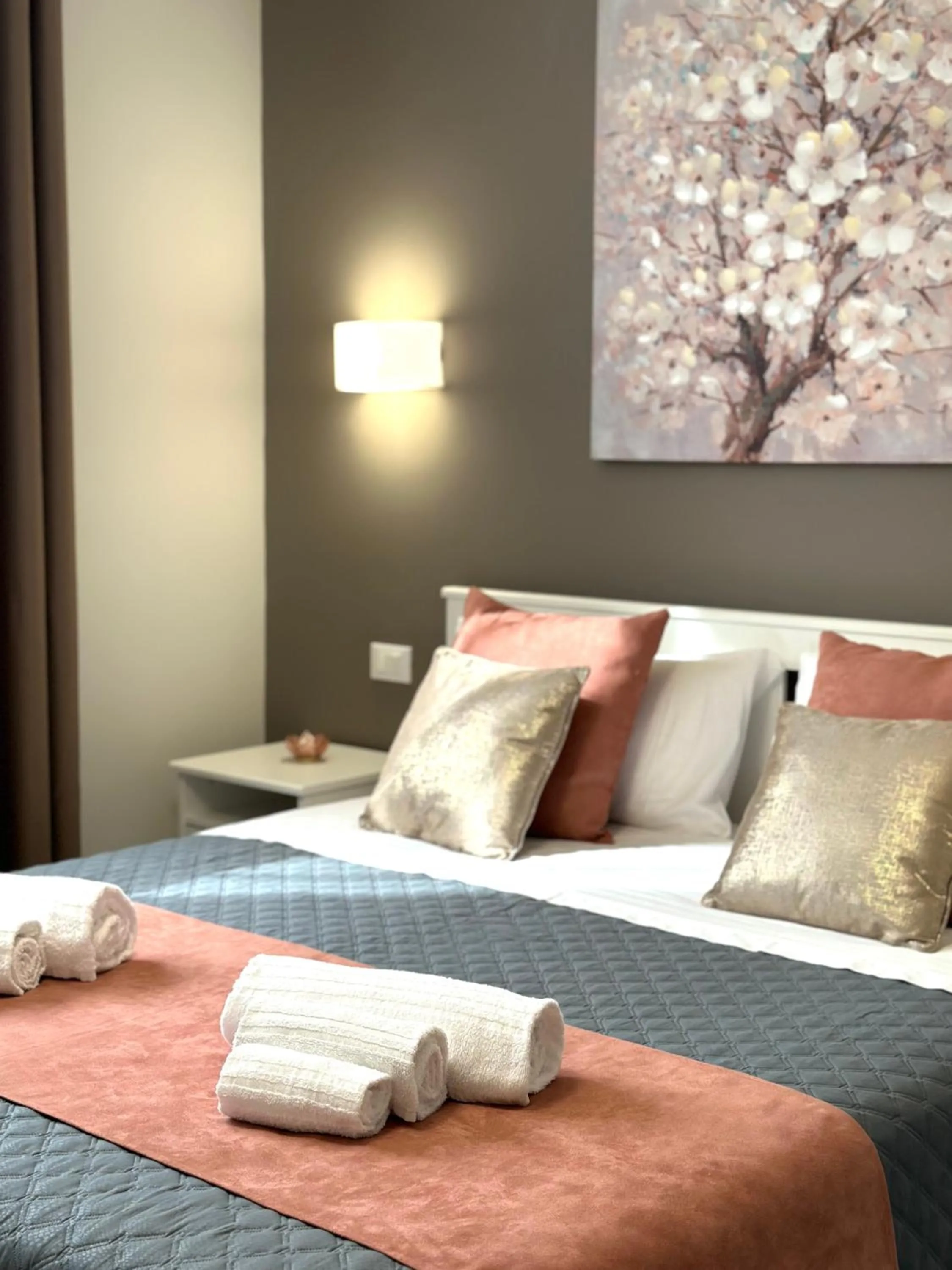 Bedroom, Bed in Piante del Principe Apartments