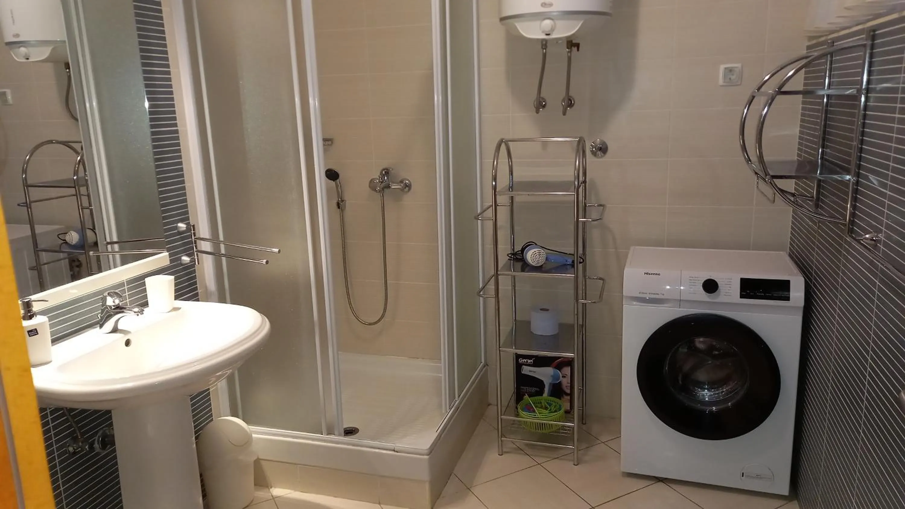 Shower in Modern Apartment Selce