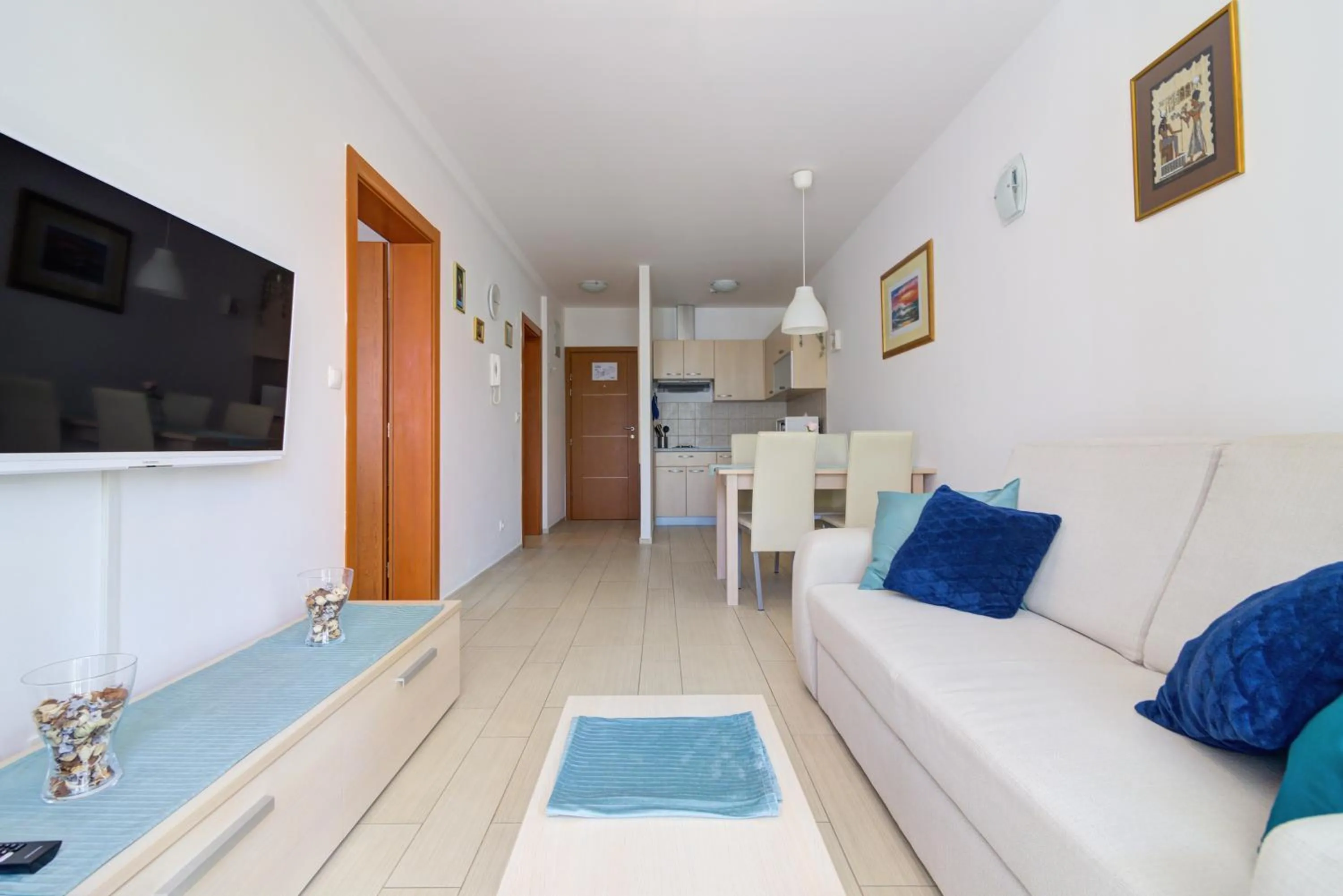 TV and multimedia in Modern Apartment Selce
