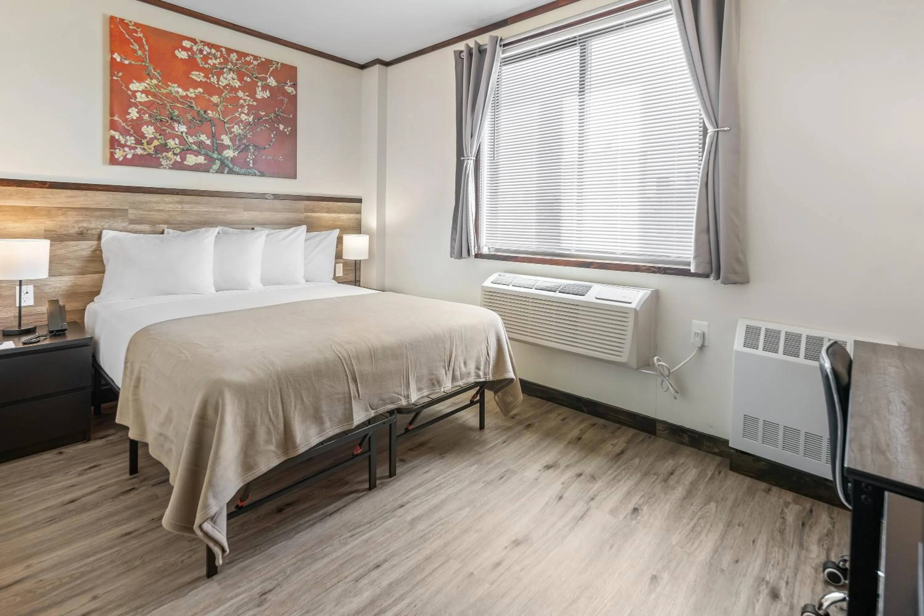 Bed in Highbridge Hotel