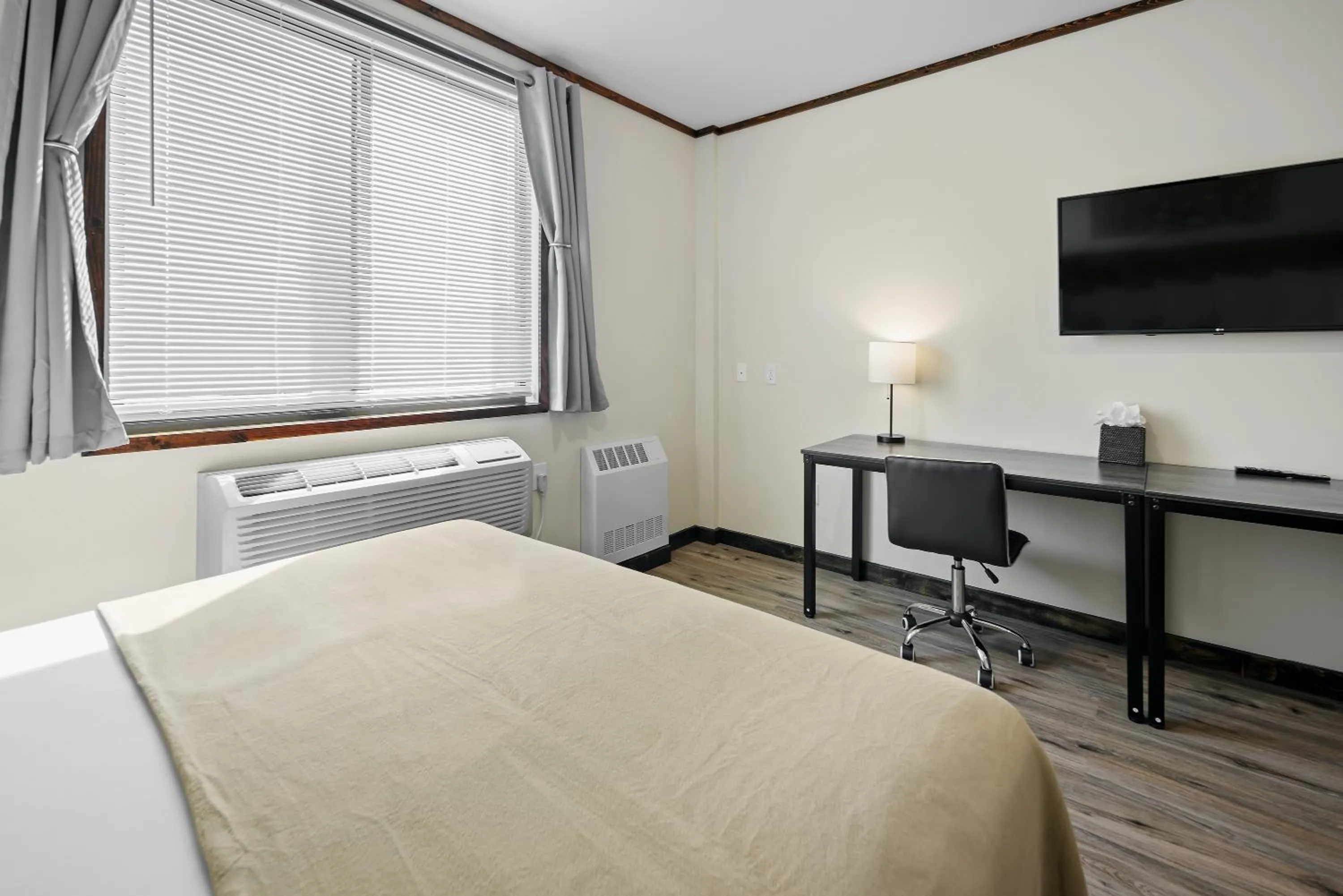 Bed in Highbridge Hotel