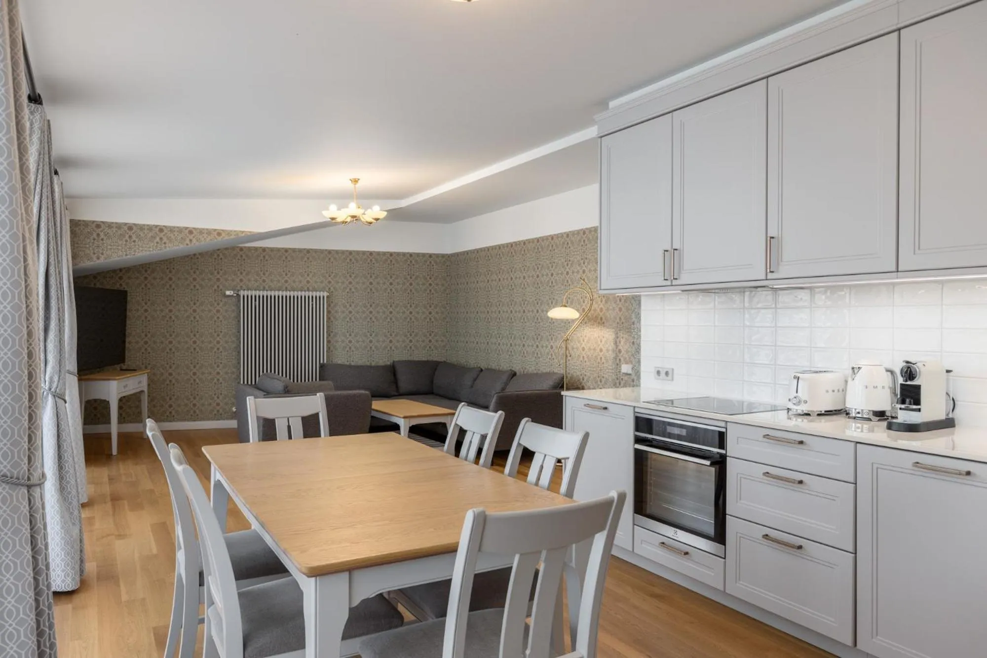 Roze Kūrmājas Residence