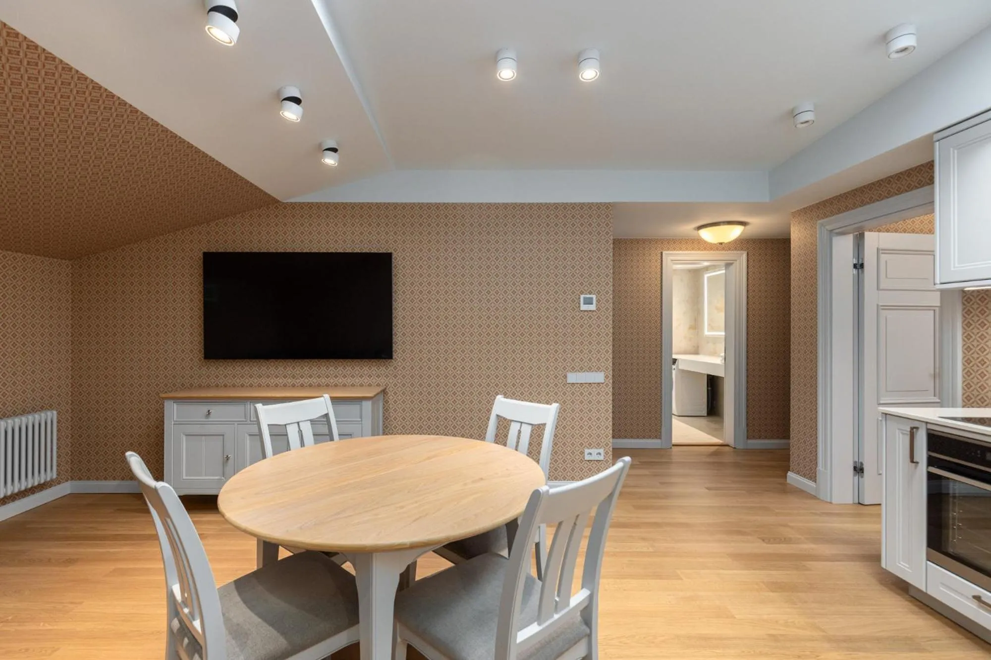 Roze Kūrmājas Residence