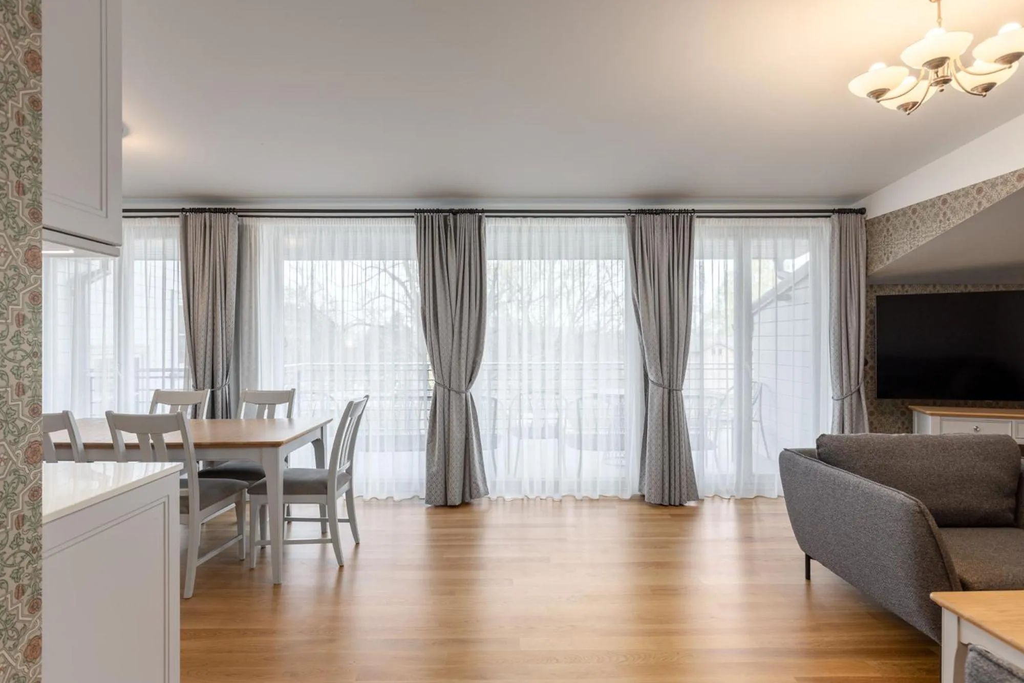 Roze Kūrmājas Residence