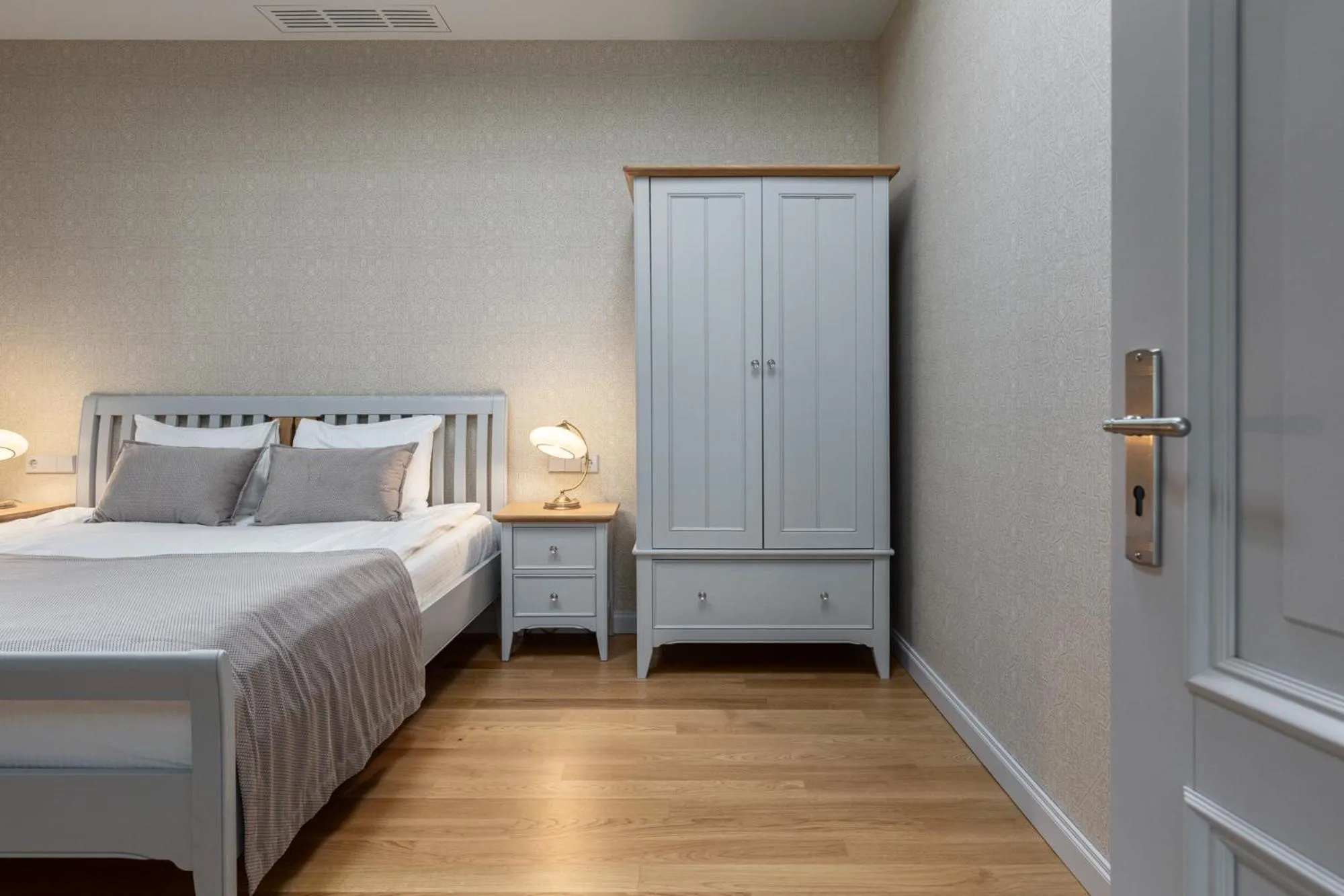 Bed in Roze Kūrmājas Residence