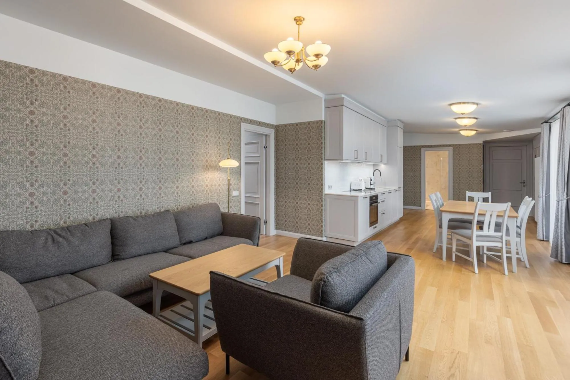 Roze Kūrmājas Residence