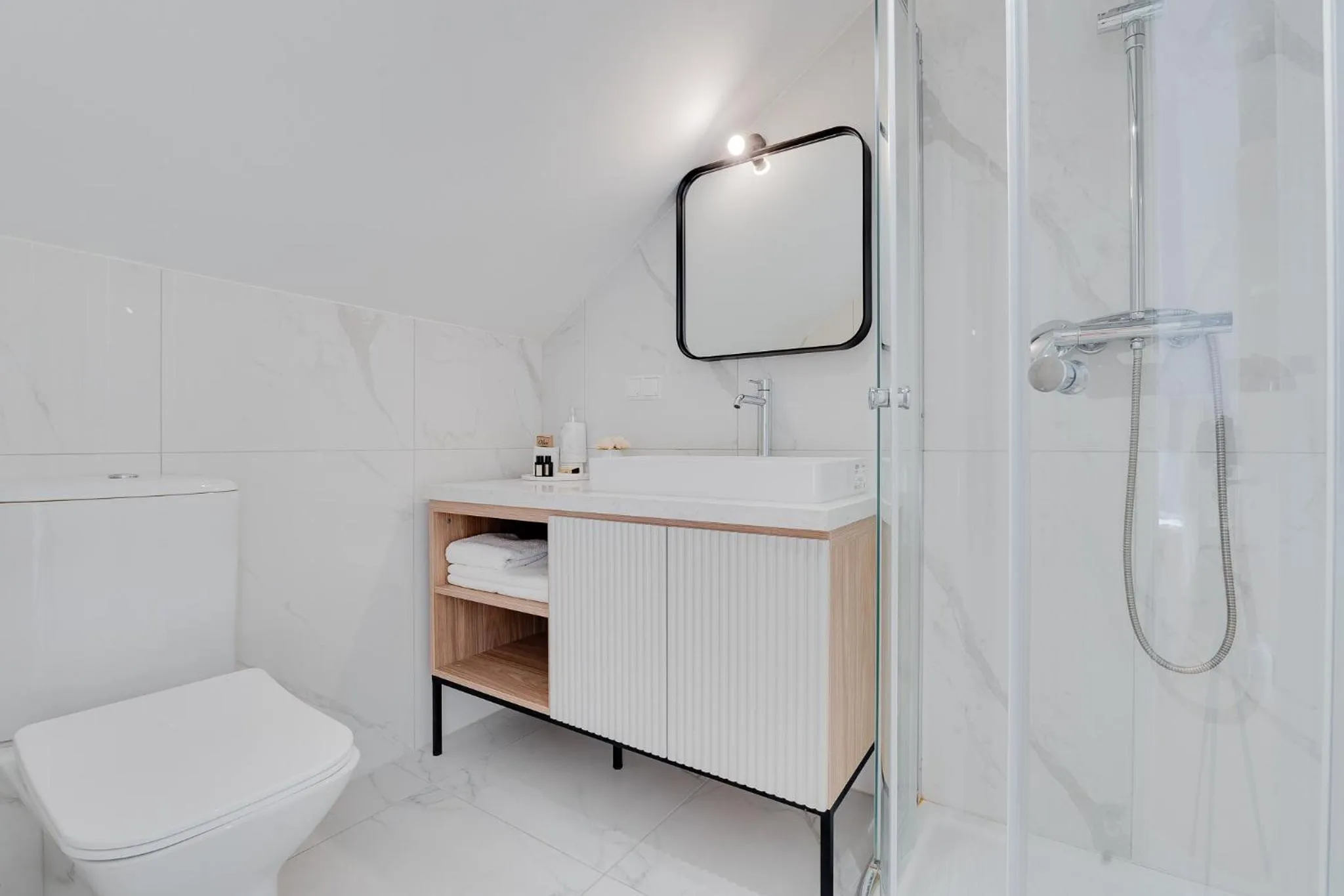 Shower in Atik Hotel Vienna