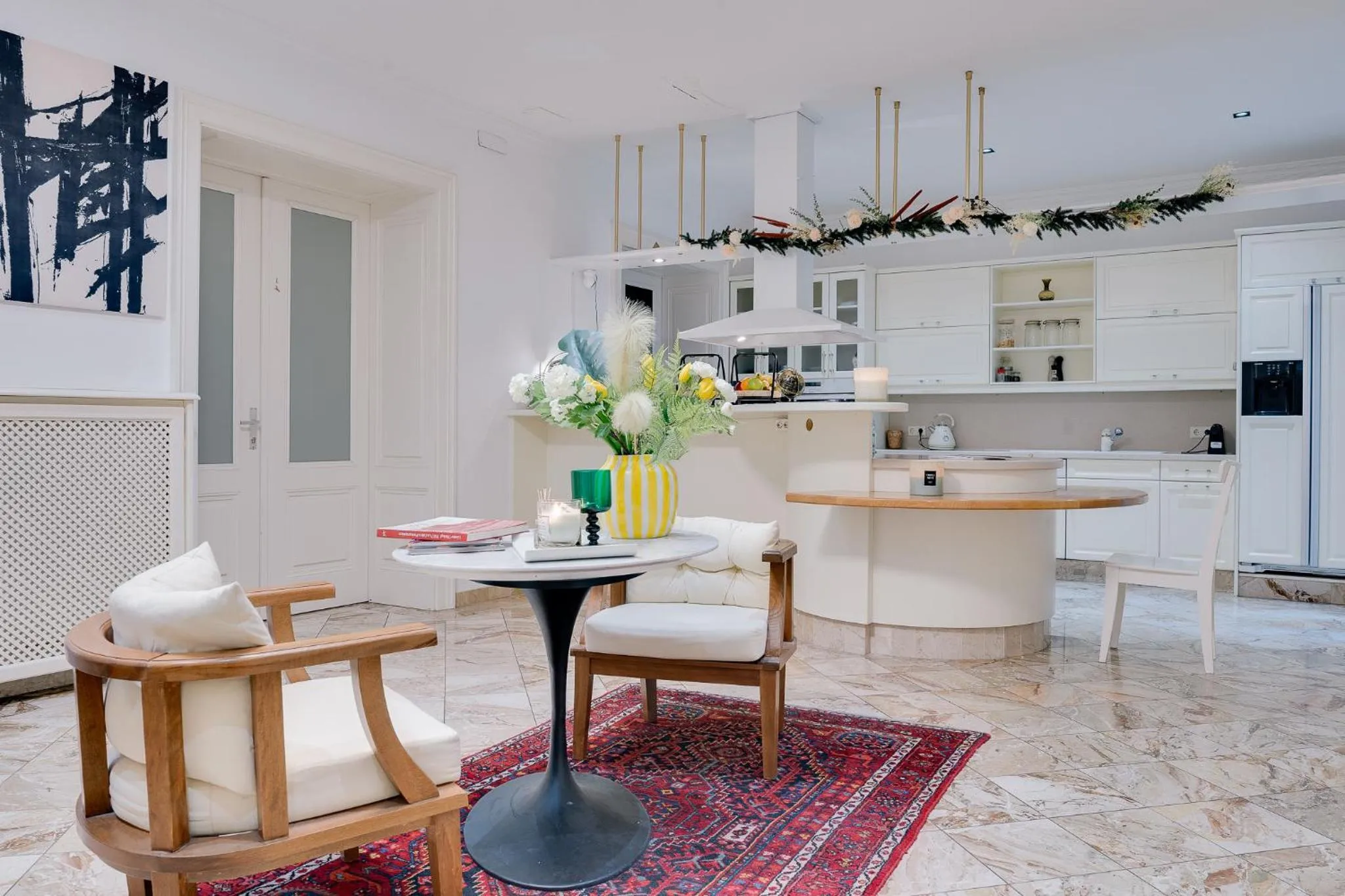 Communal lounge/ TV room in Atik Hotel Vienna