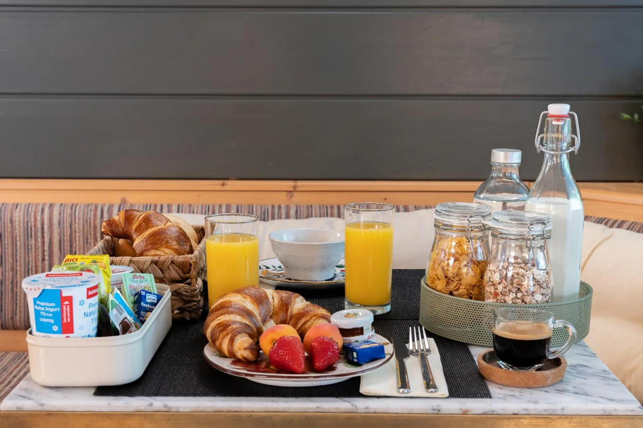 Food and drinks in Atik Hotel Vienna