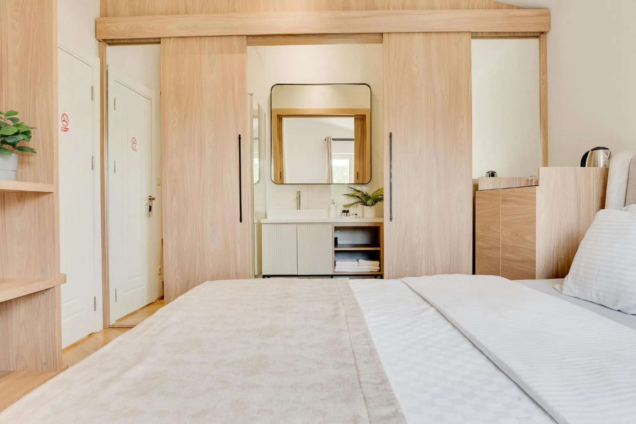 Bed in Atik Hotel Vienna