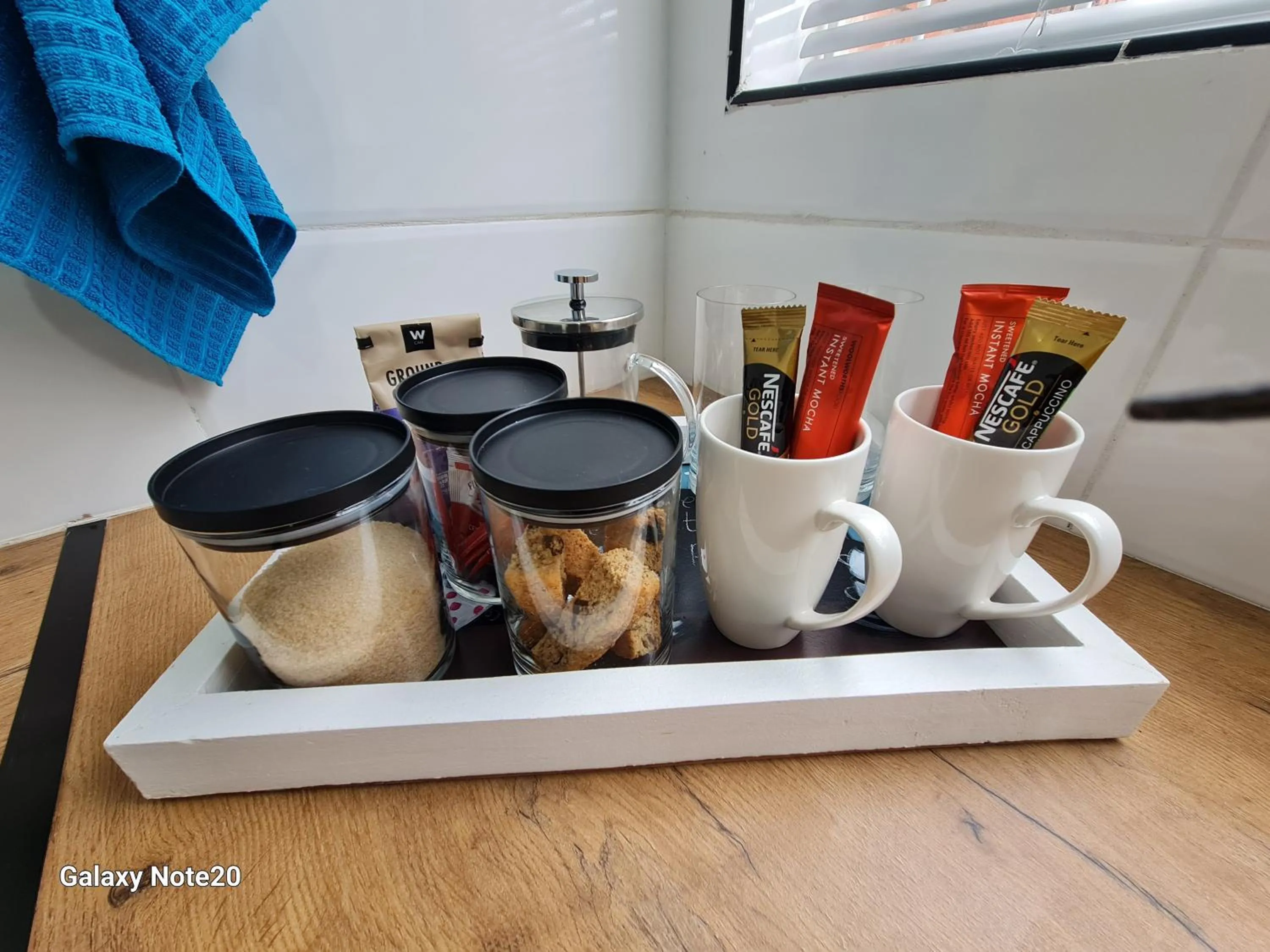 Coffee/tea facilities in Egerton Overnight & Stay