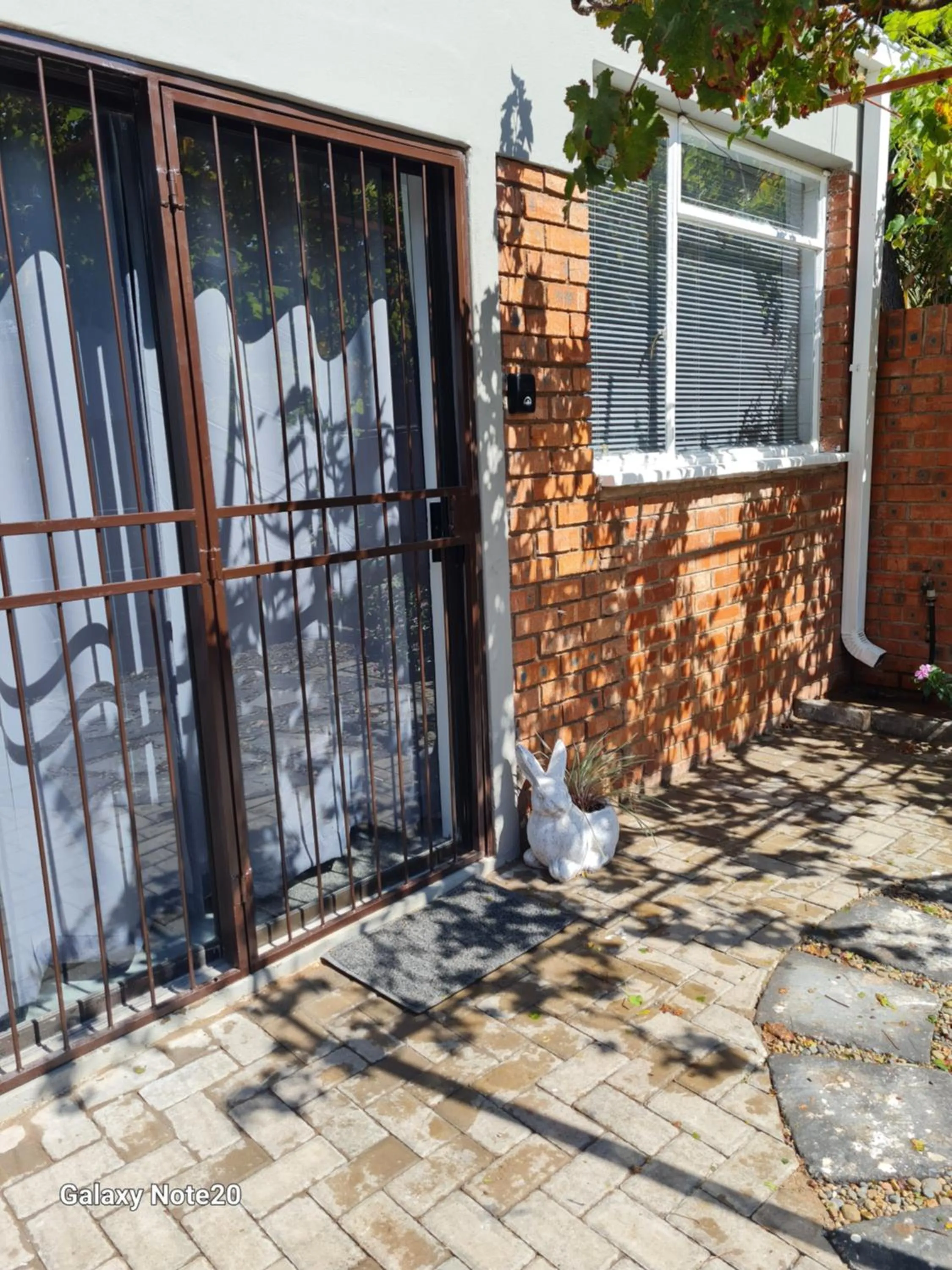 Property building in Egerton Overnight & Stay