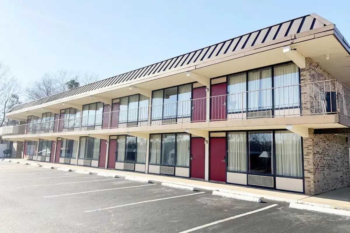 Paris Inn and Suites Paris Inn and Suites