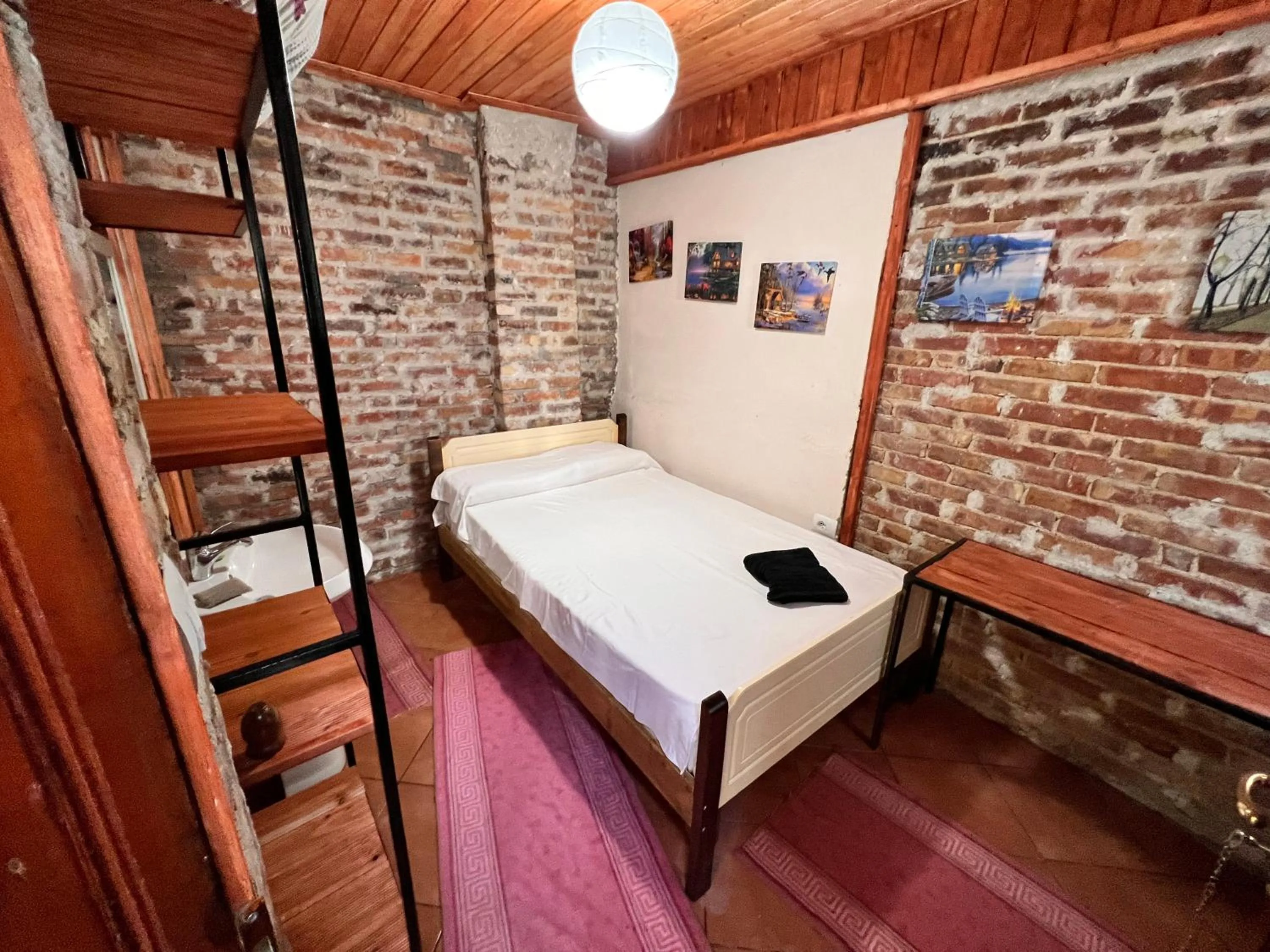 Rooms Merlika INSIDE OF CASTLE
