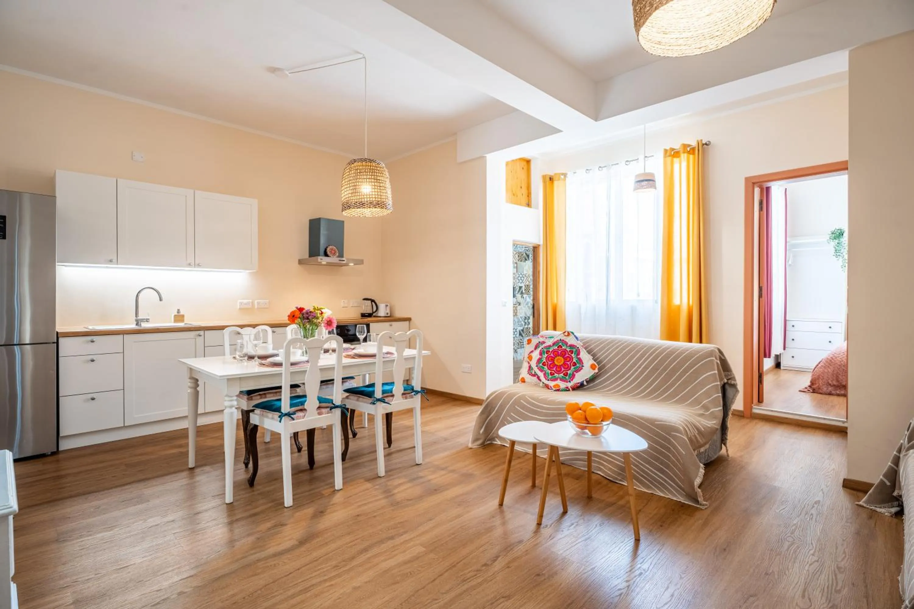 Sunny Lodging