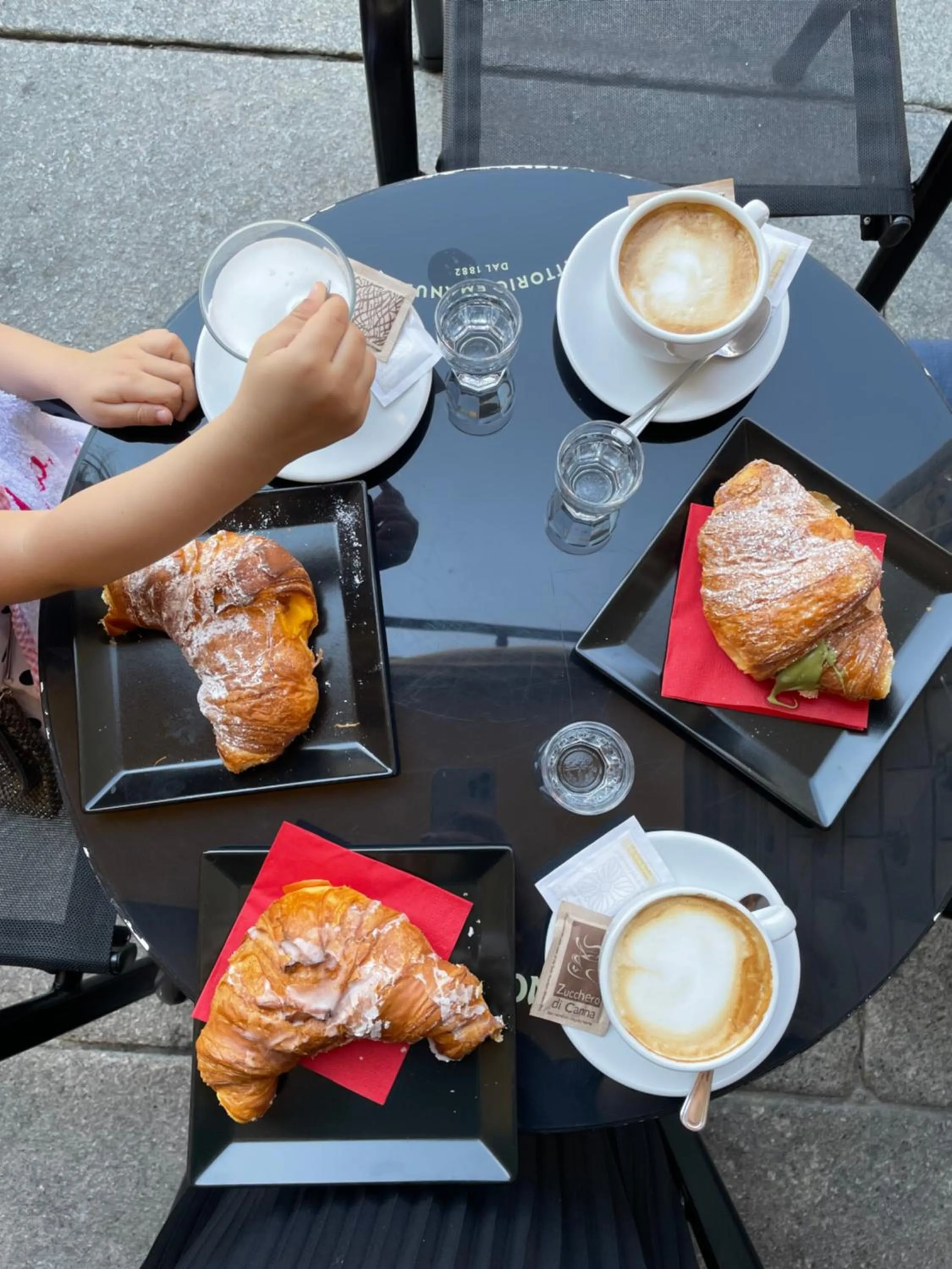 Breakfast in Don Mario Aparthotel & Rooms