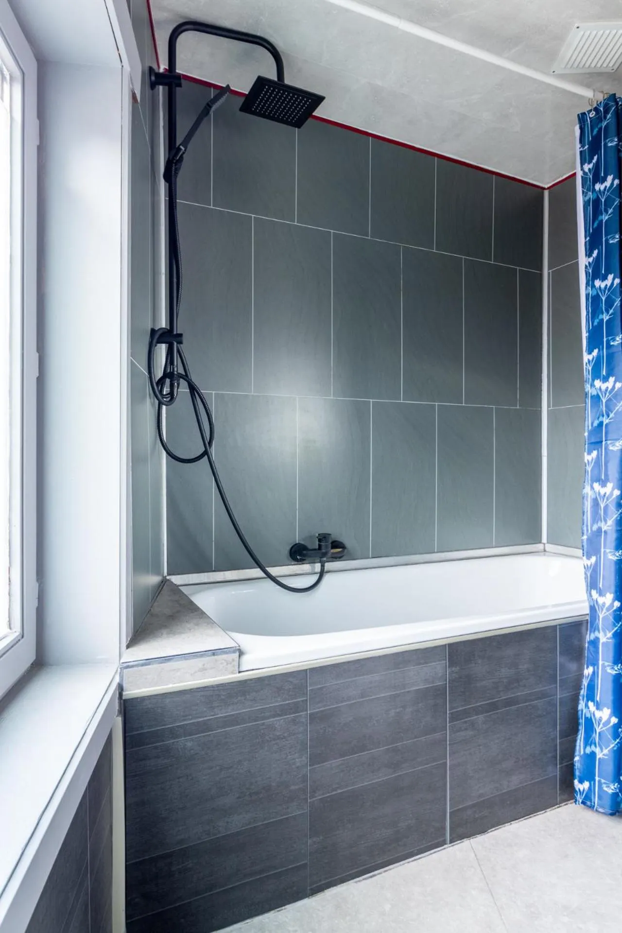 Bathroom in Hotel Entree - Canal View Bruges