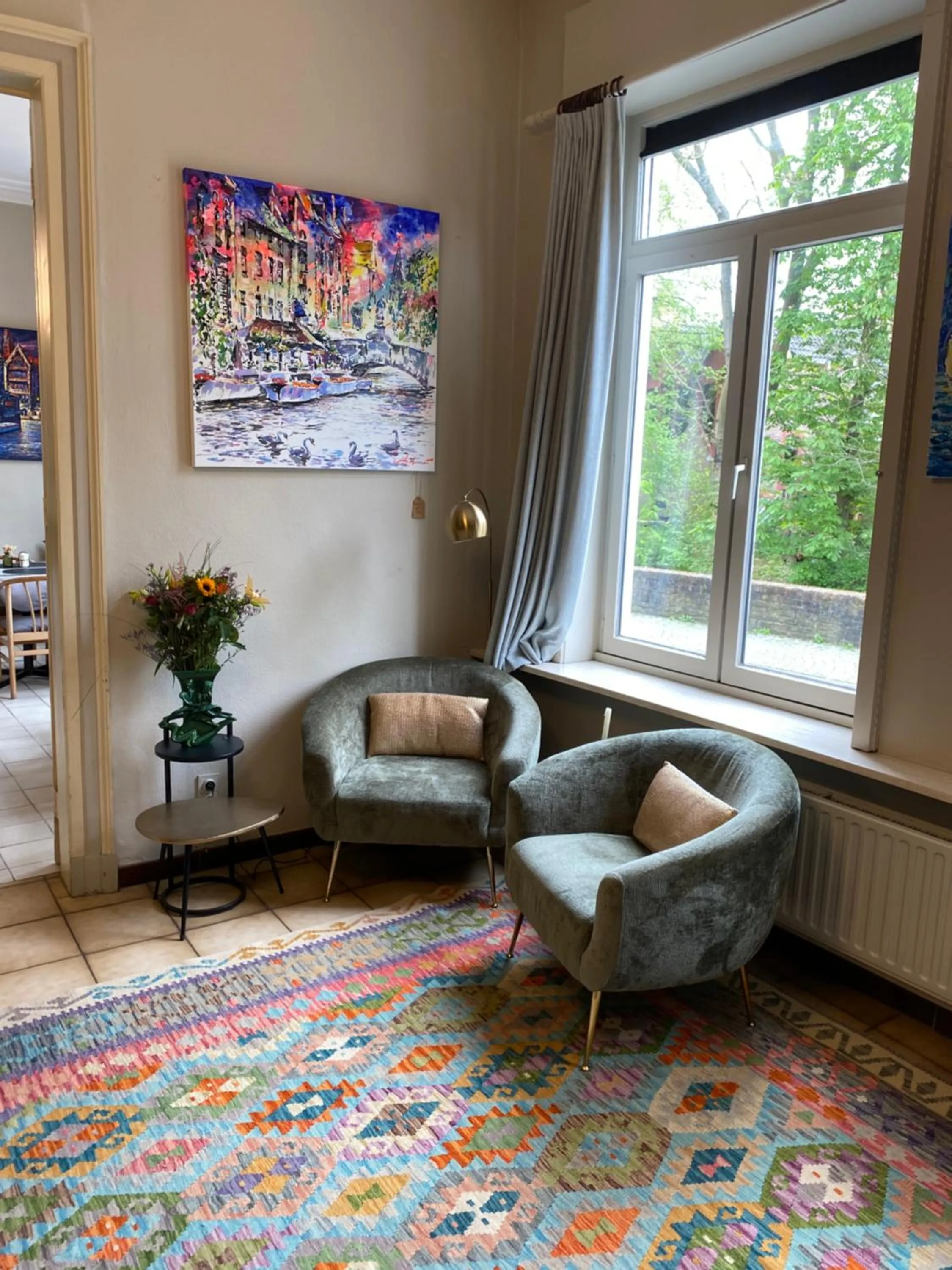 Seating area in Hotel Entree - Canal View Bruges