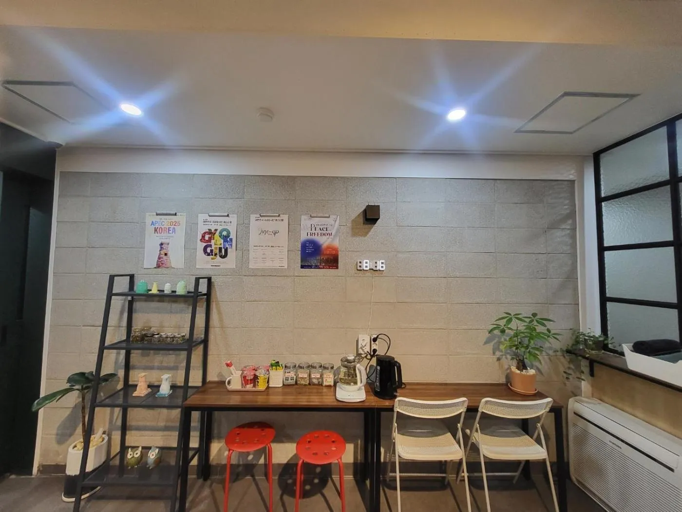 Breakfast in Aha Stay