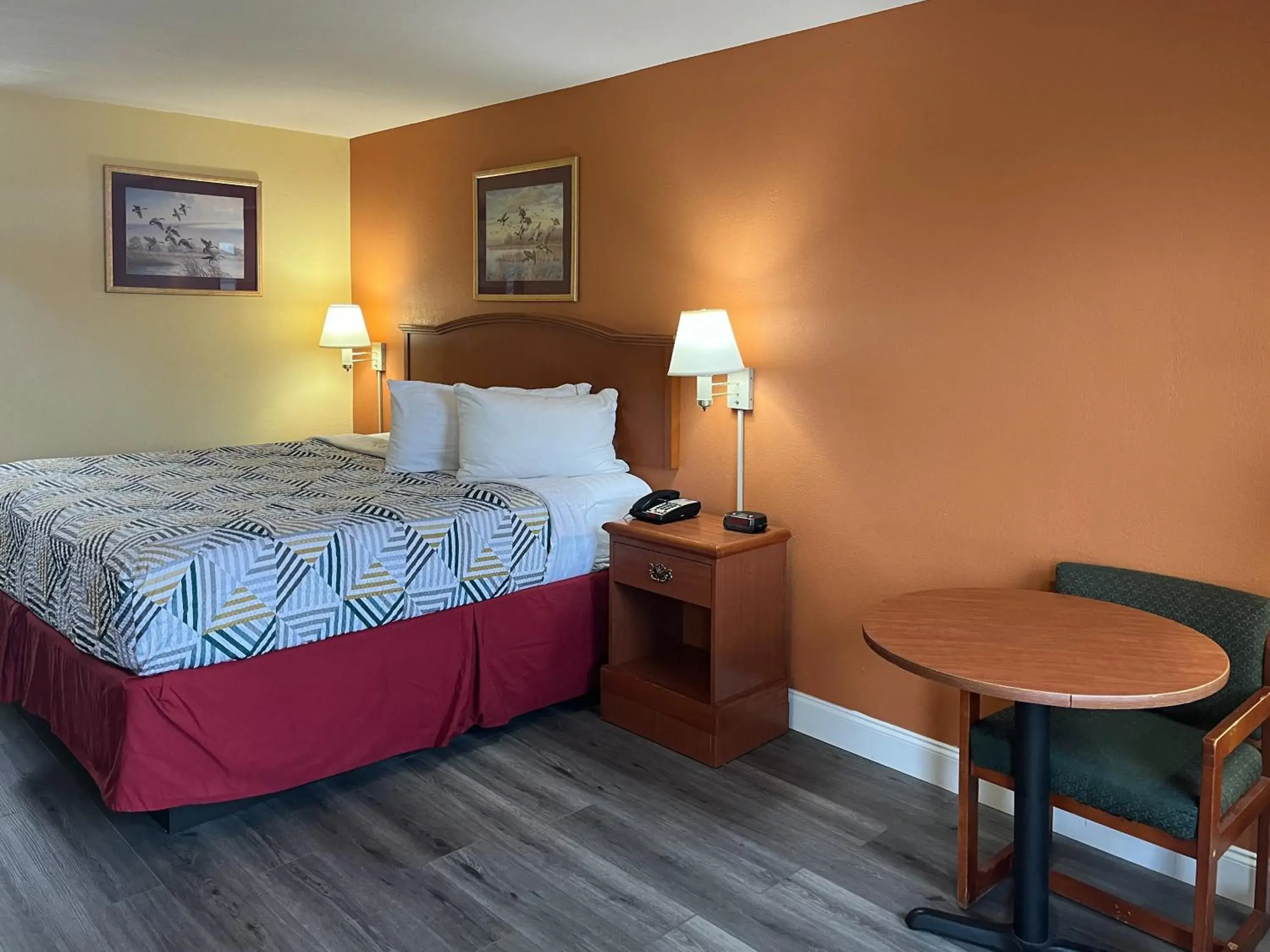 King Room - Disability Access - Non-Smoking in Motel 6 Morrilton, AR King Room - Disability Access - Non-Smoking in Motel 6 Morrilton, AR