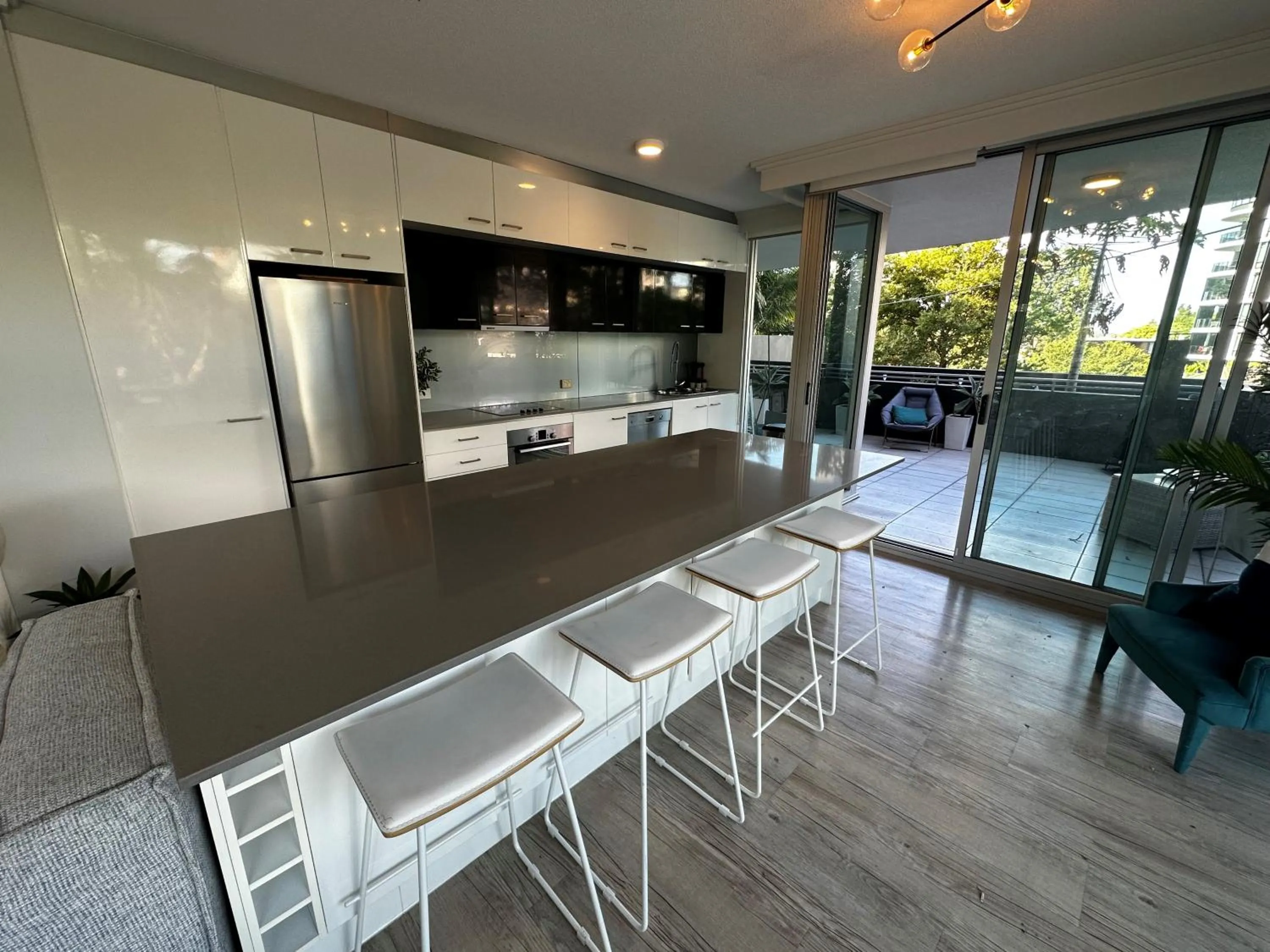 Kitchen or kitchenette in Story Apartments