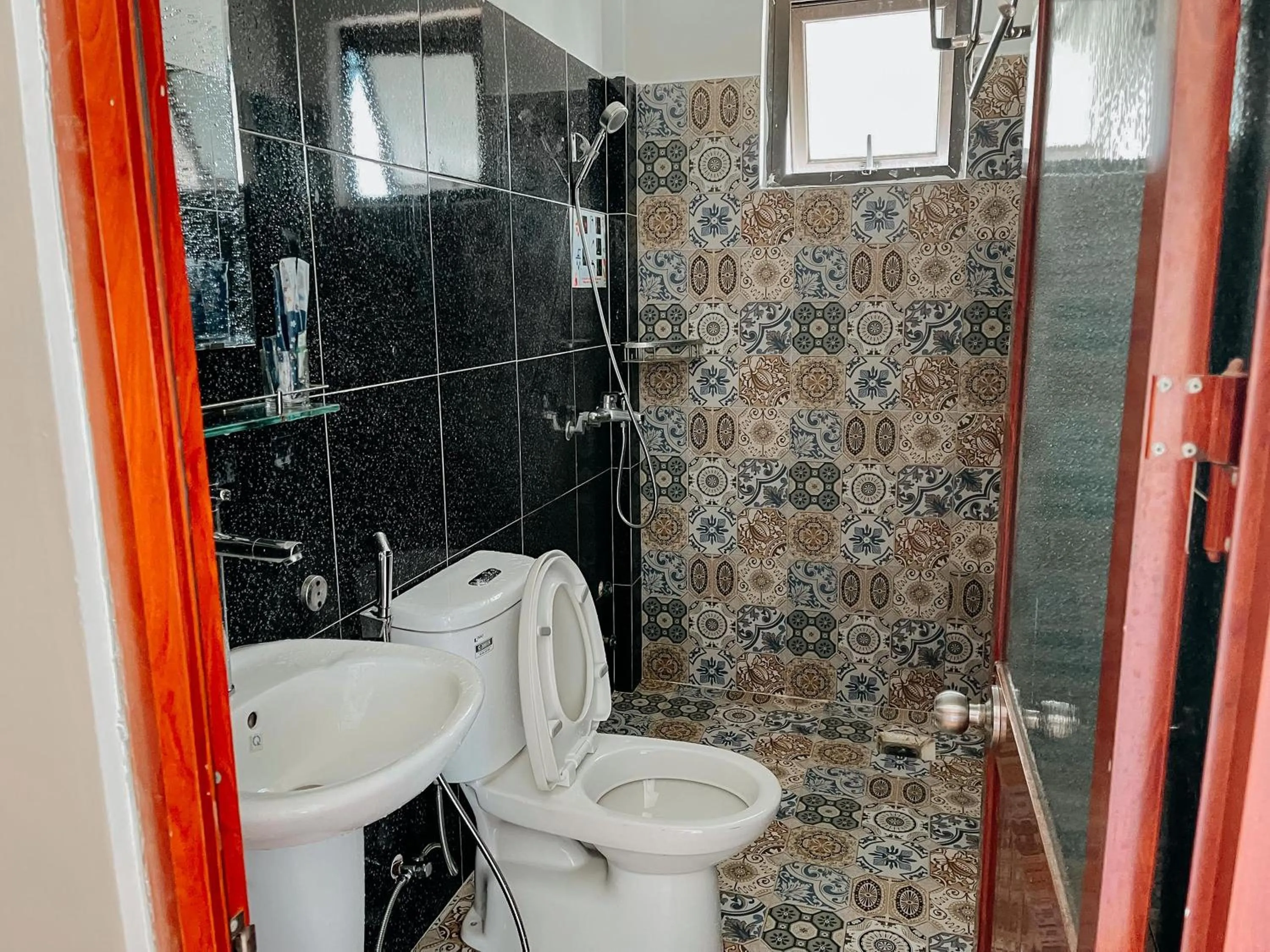 Bathroom in Oriana Dalat