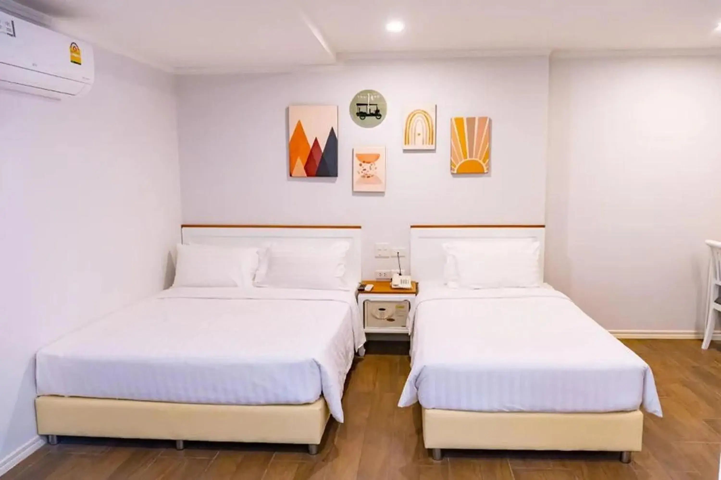 Bedroom, Bed in J PLACE HOTEL Bedroom, Bed in J PLACE HOTEL