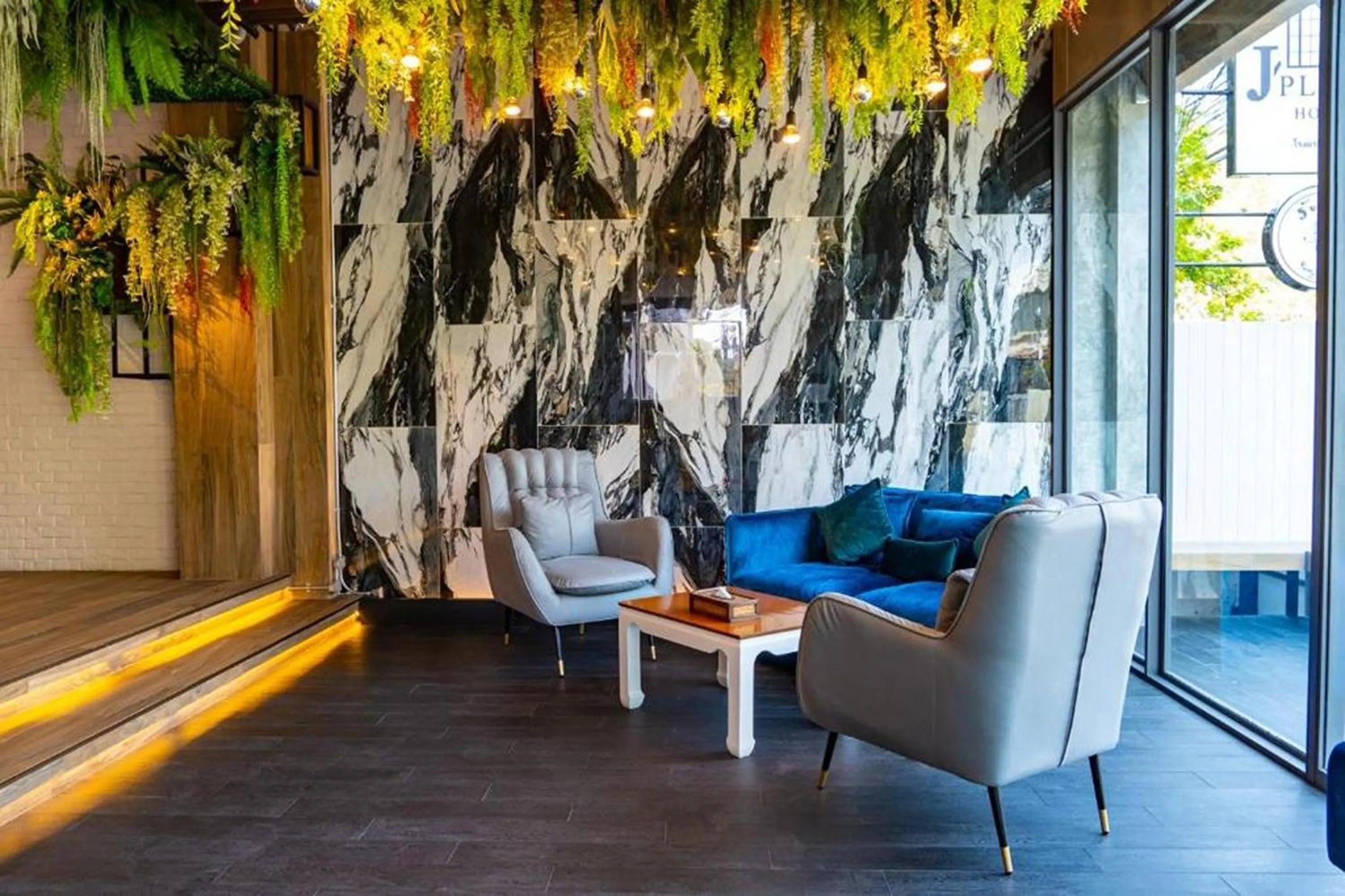 Lobby or reception in J PLACE HOTEL