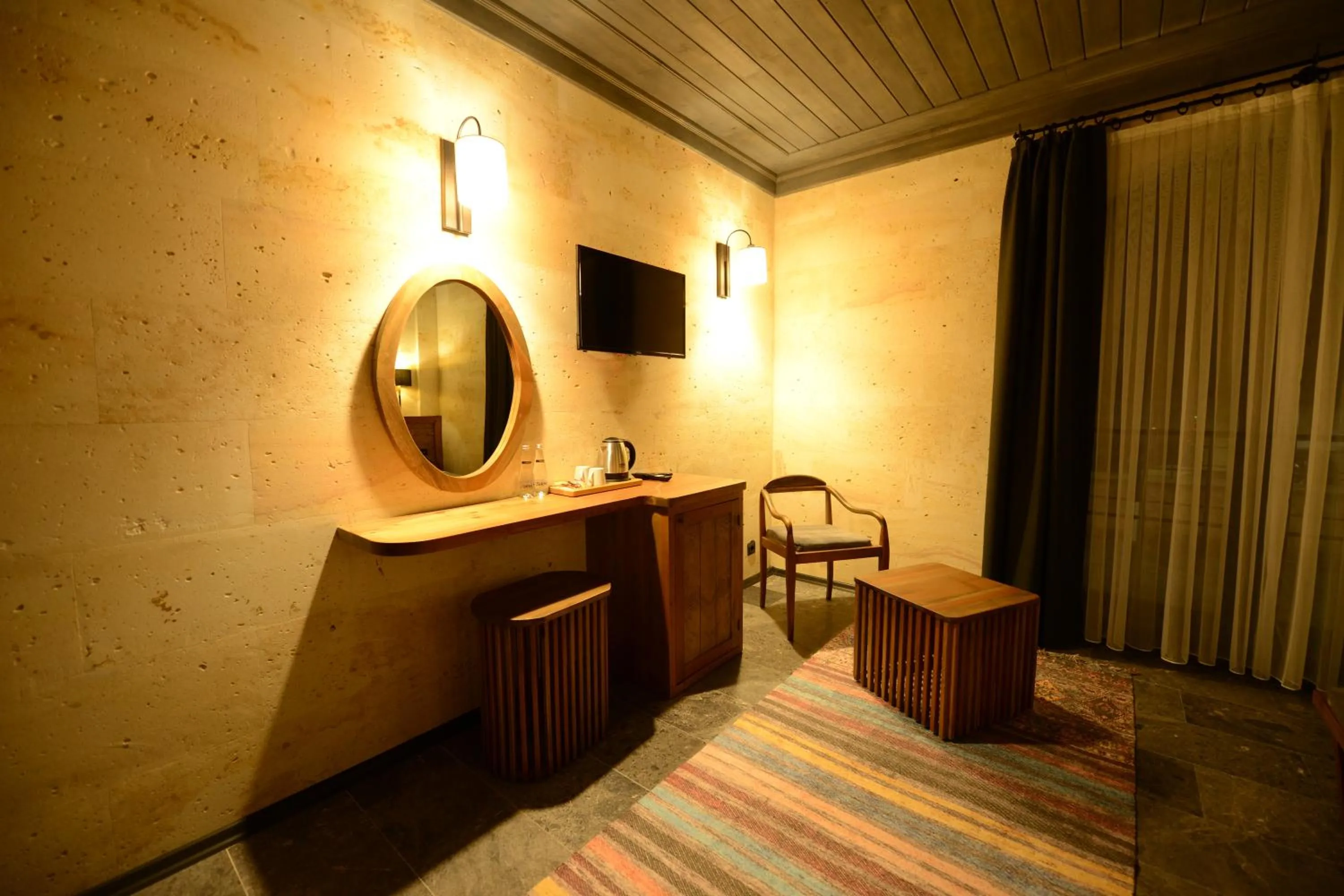 TV and multimedia, Bed in Perla Cappadocia