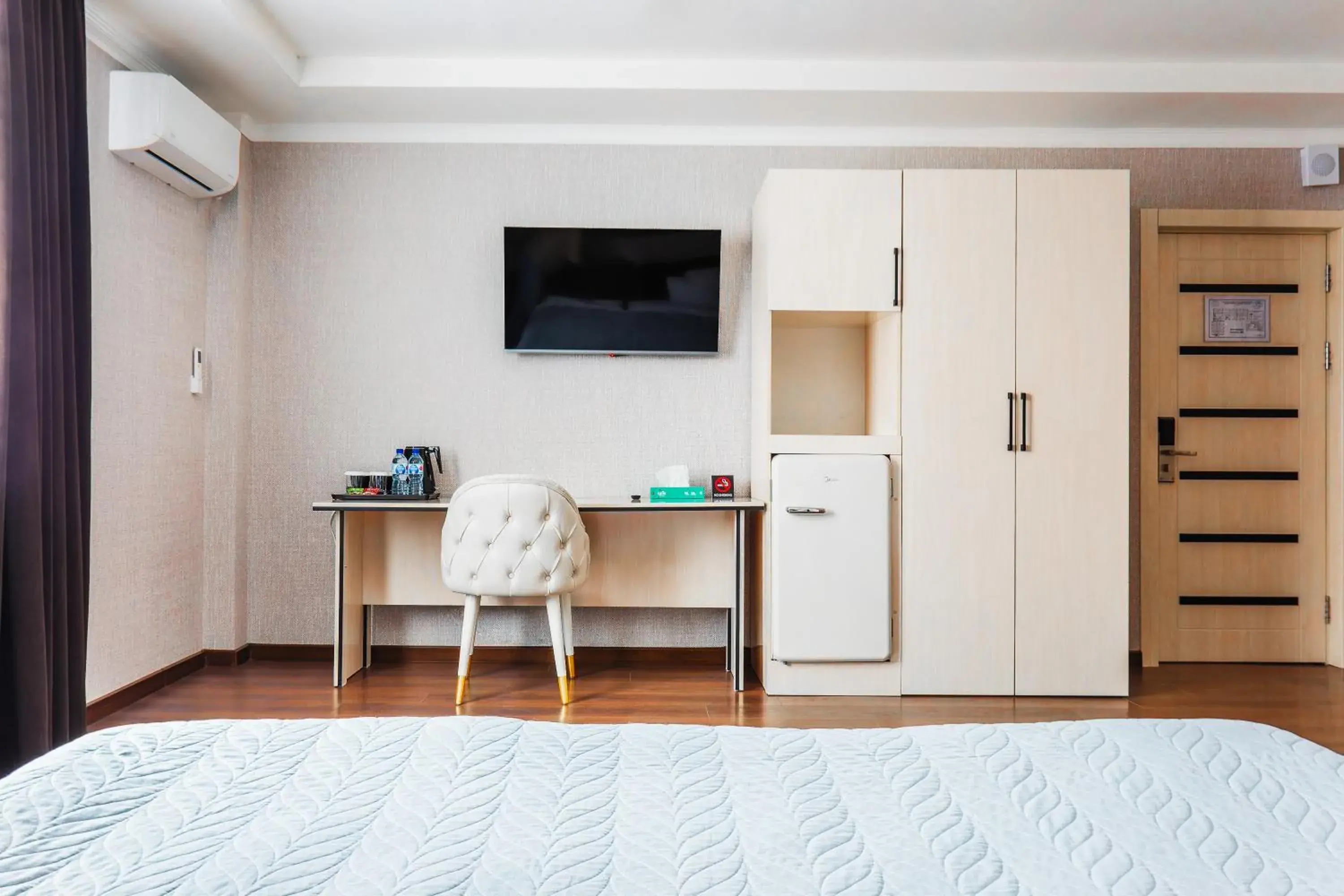 Standard Single Room in RICH PARK HOTEL Standard Single Room in RICH PARK HOTEL