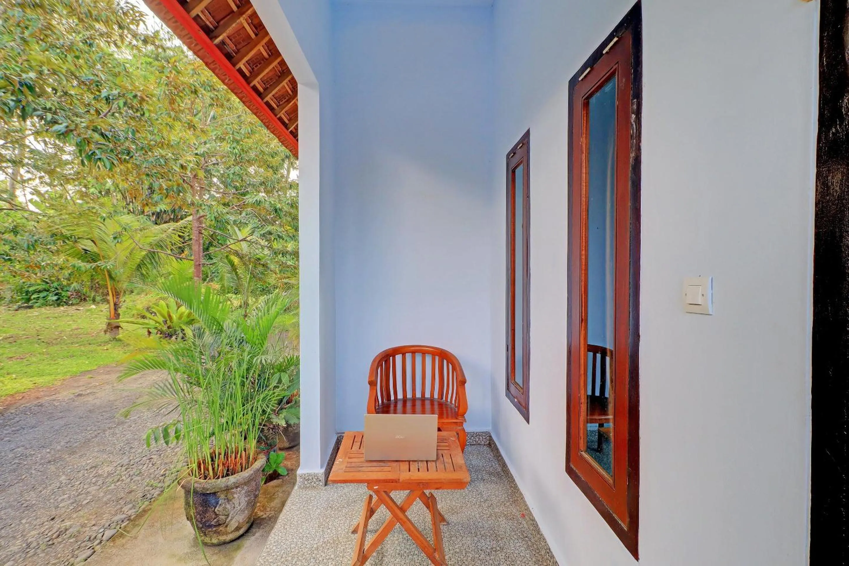 Lobby or reception in Hotel O Mustika