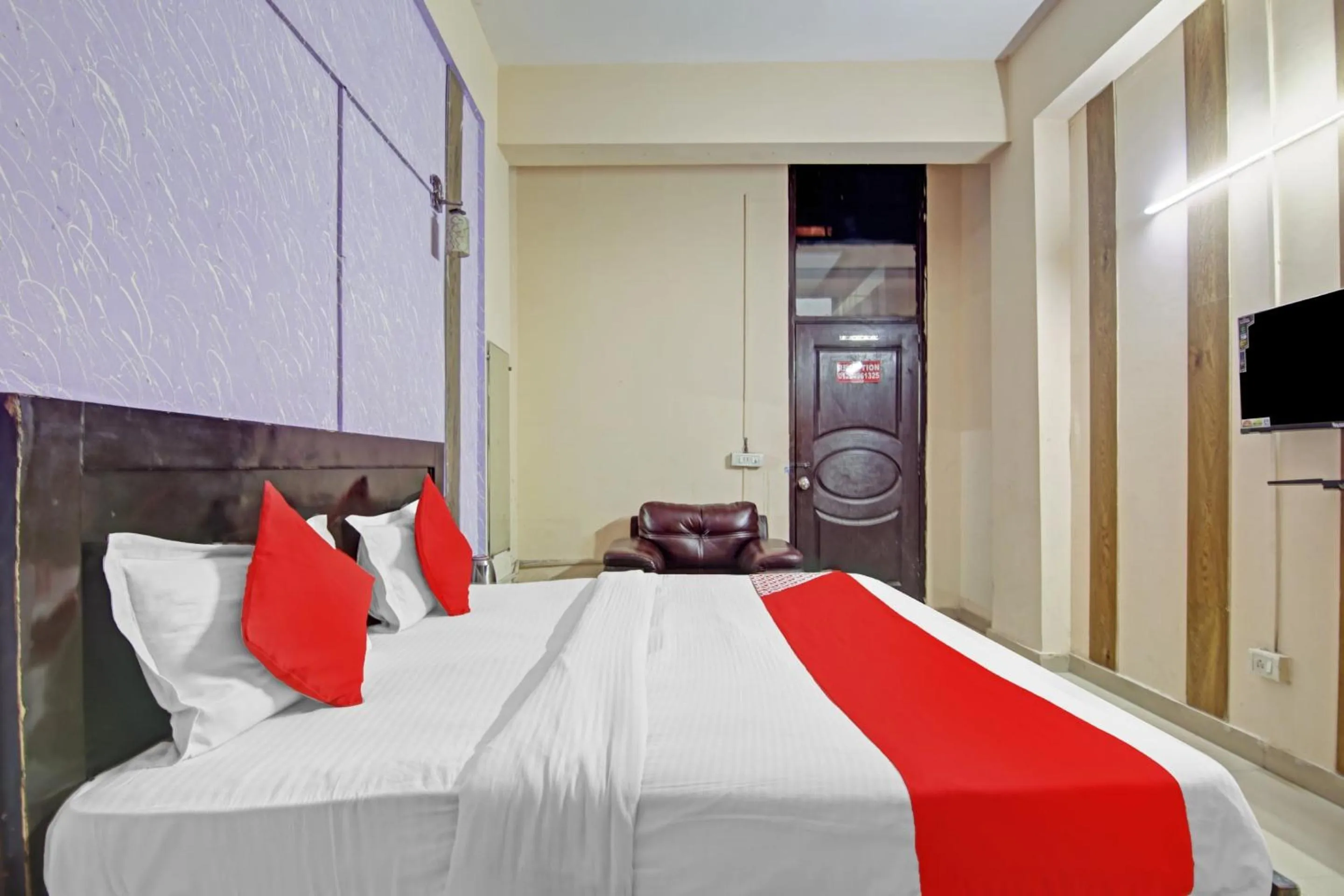 Bedroom, Bed in Super Hotel O Flagship Hotel Glorious Stayz