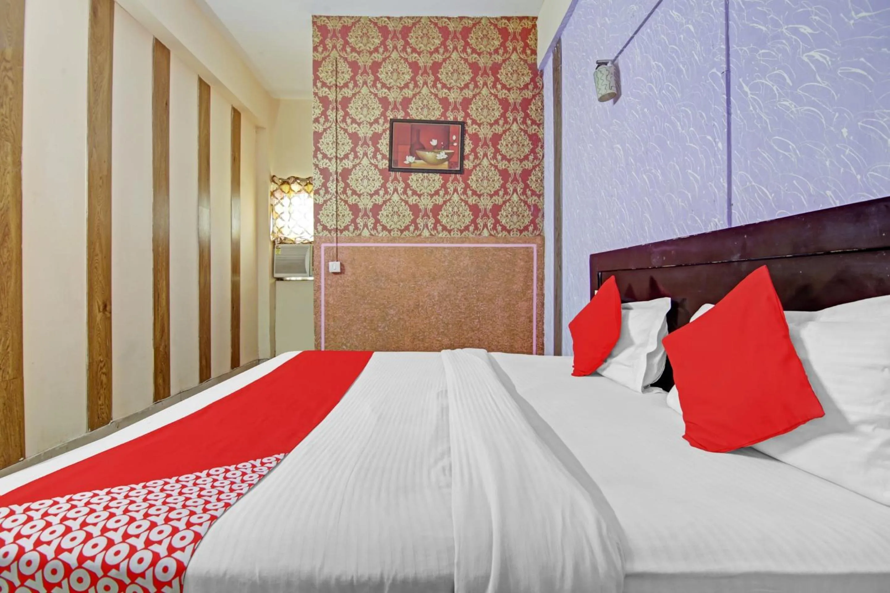 Bedroom, Bed in Hotel O Glorious Stayz