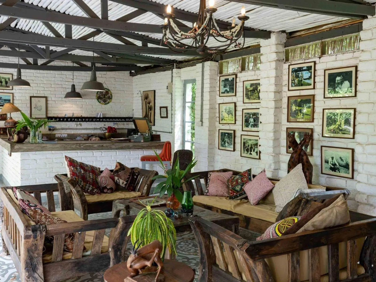 Decorative detail in Mount Meru Game Lodge