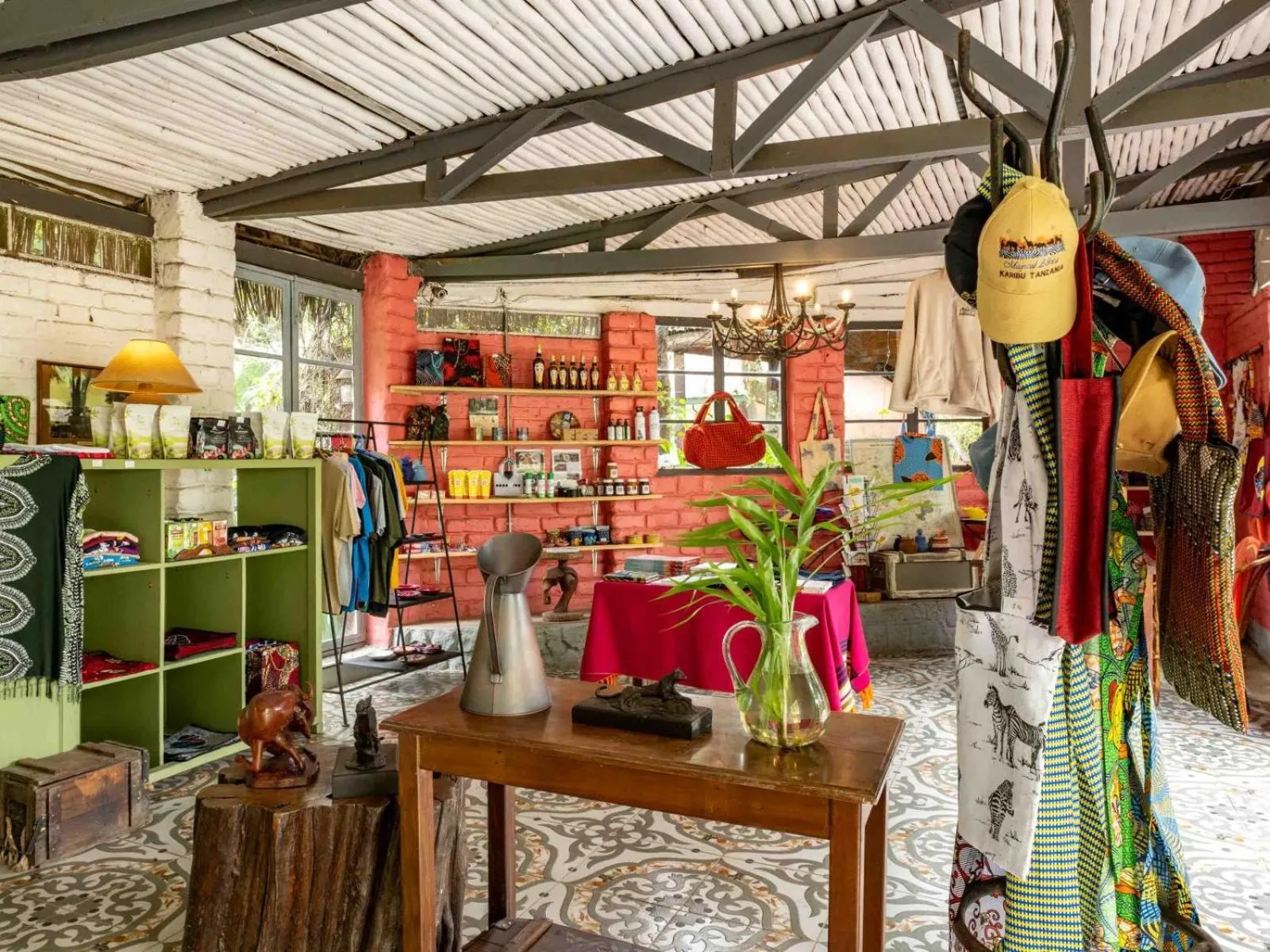 Decorative detail in Mount Meru Game Lodge