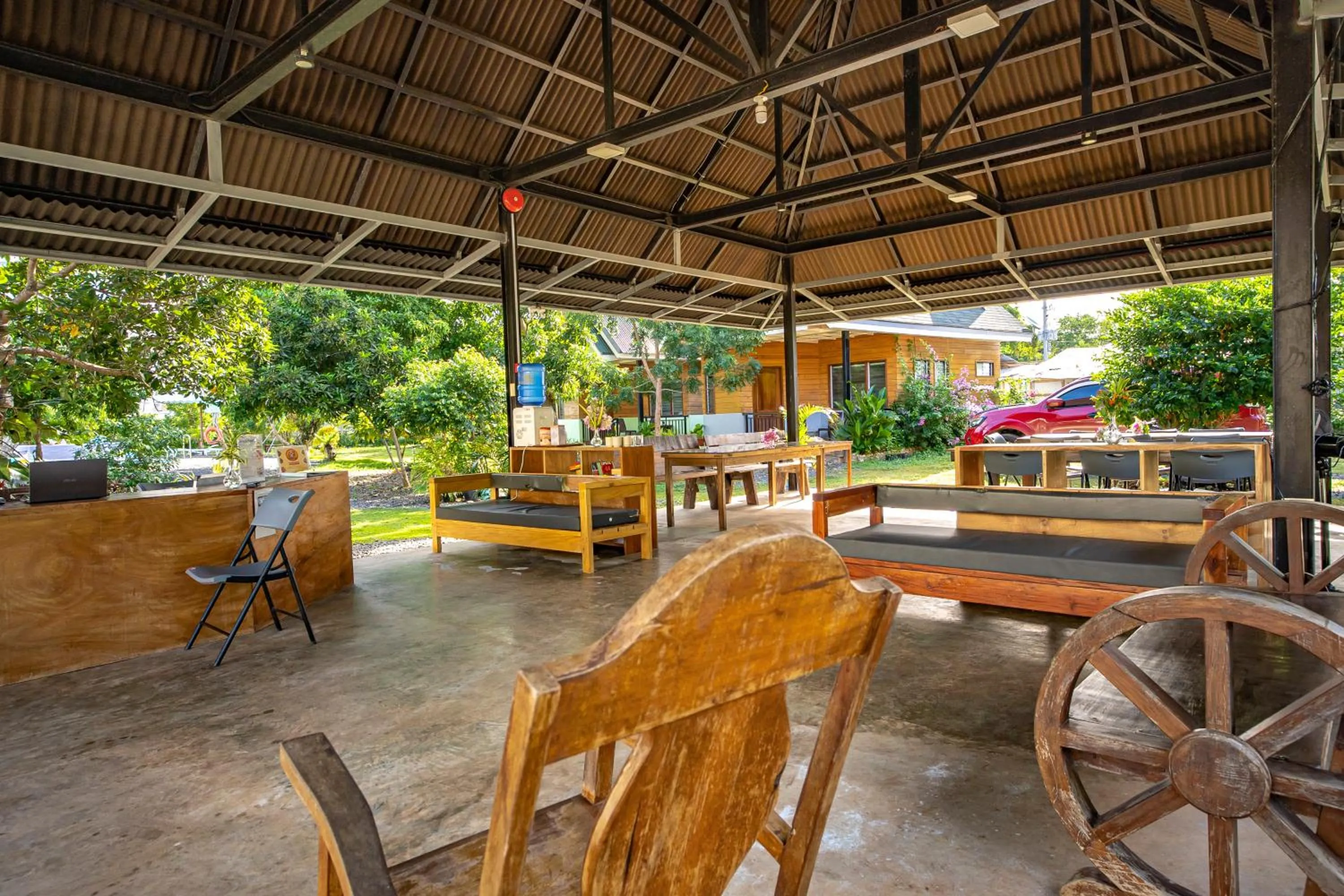 Lobby or reception in Ana-as Apartelle (GGL)