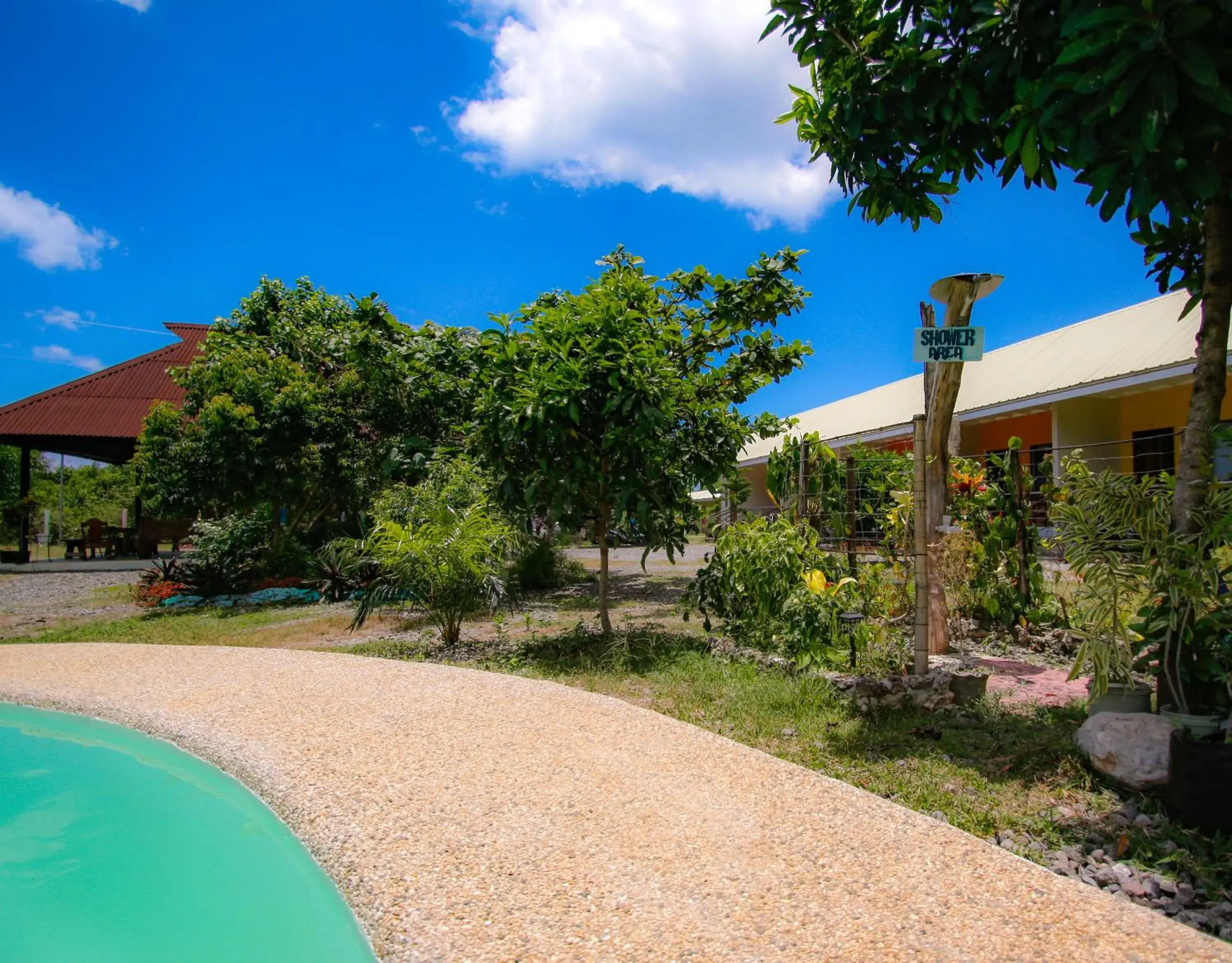 Property building in Ana-as Apartelle (GGL) Property building in Ana-as Apartelle (GGL)