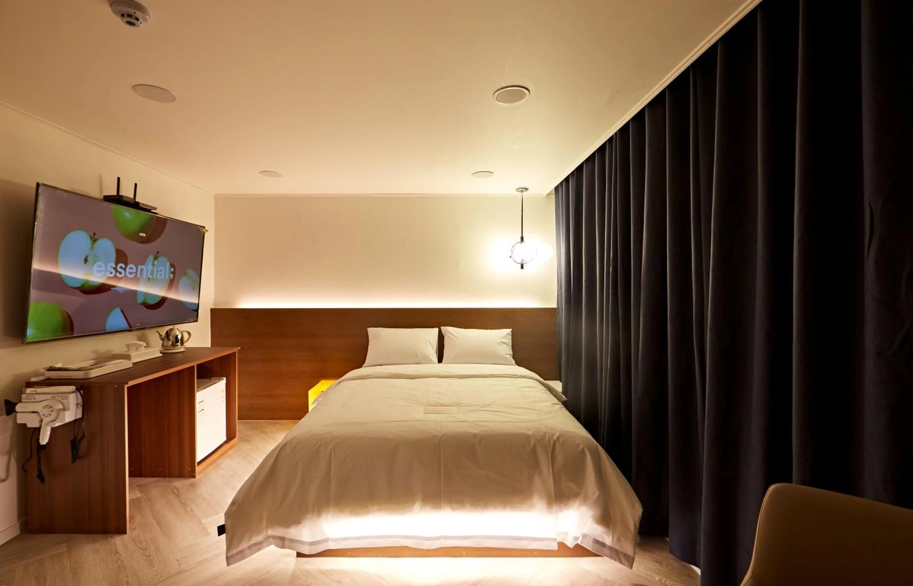 Bed in Hotel sounds