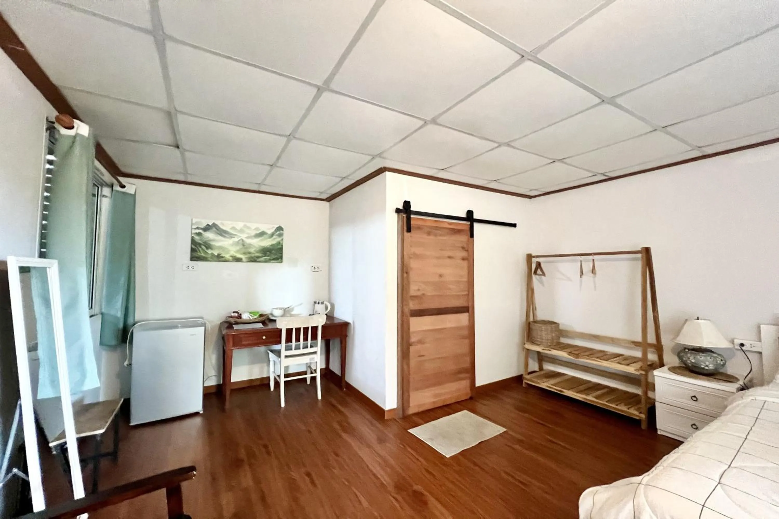 Photo of the whole room, Bed in Bann Kam B&B