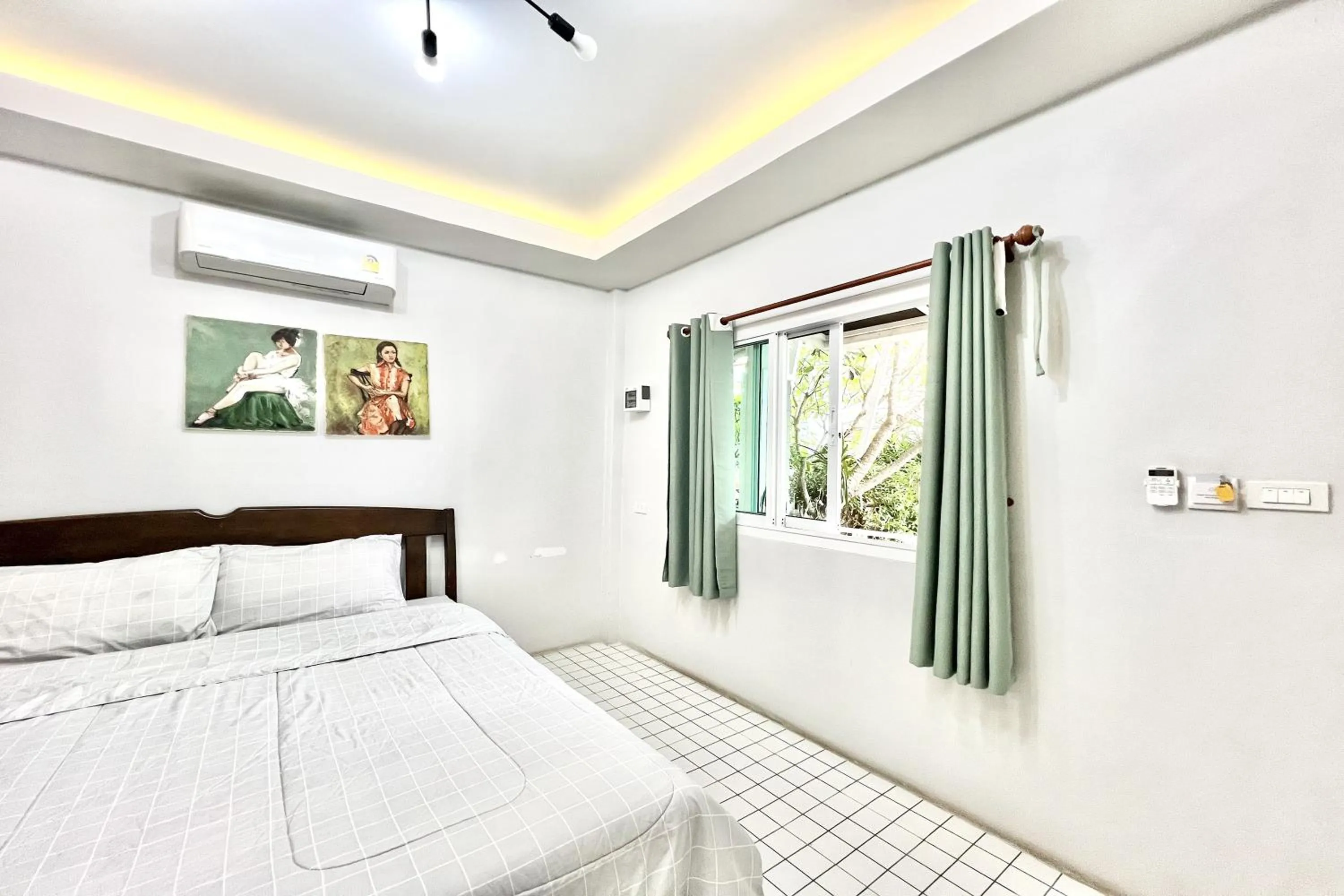 Photo of the whole room, Bed in Bann Kam B&B