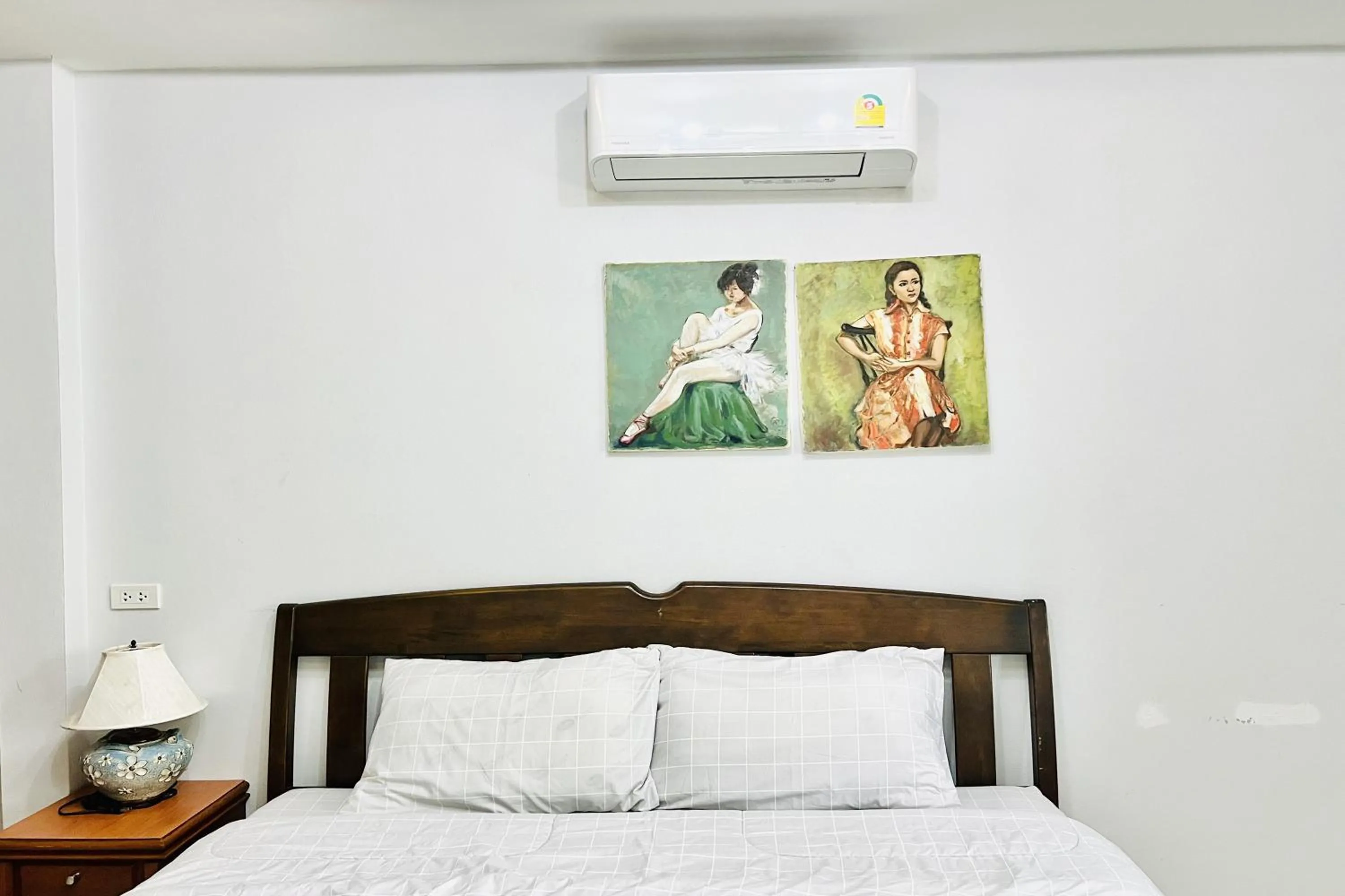 Decorative detail, Bed in Bann Kam B&B