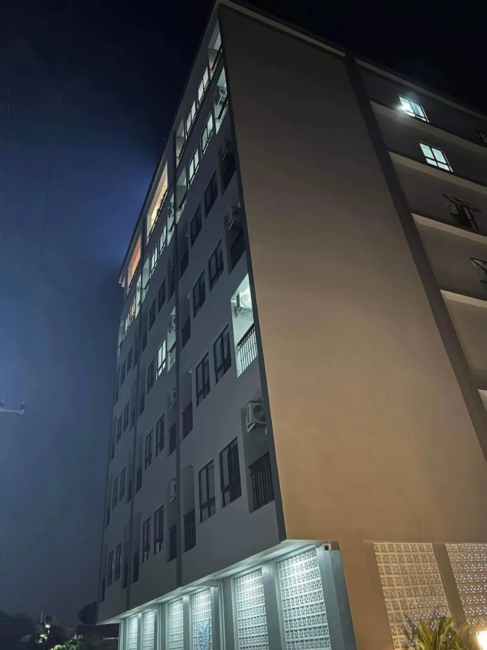 Property building in Hotel Chom Chao City